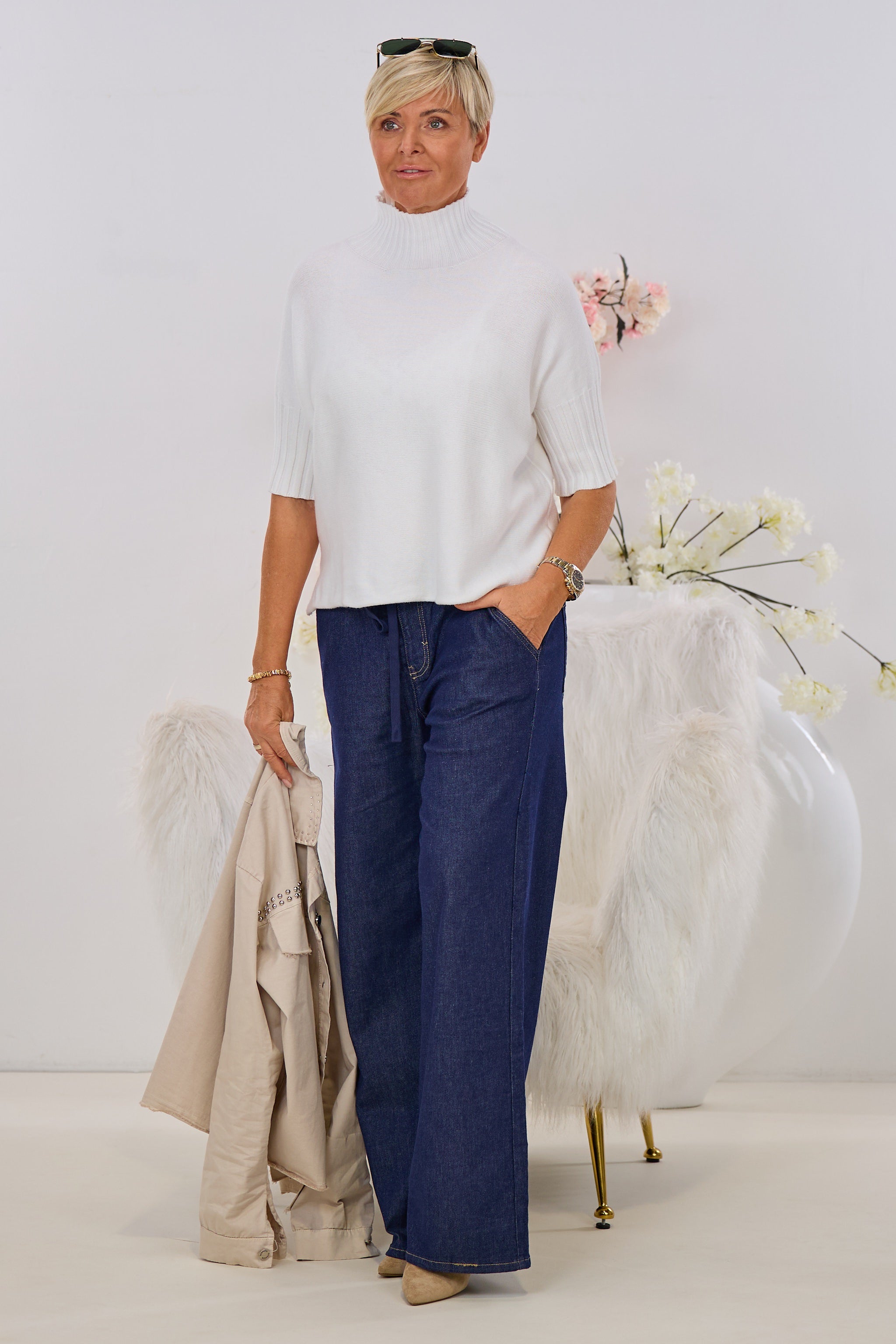 Weicher kurzarm Pulli mit Turtleneck, ecru