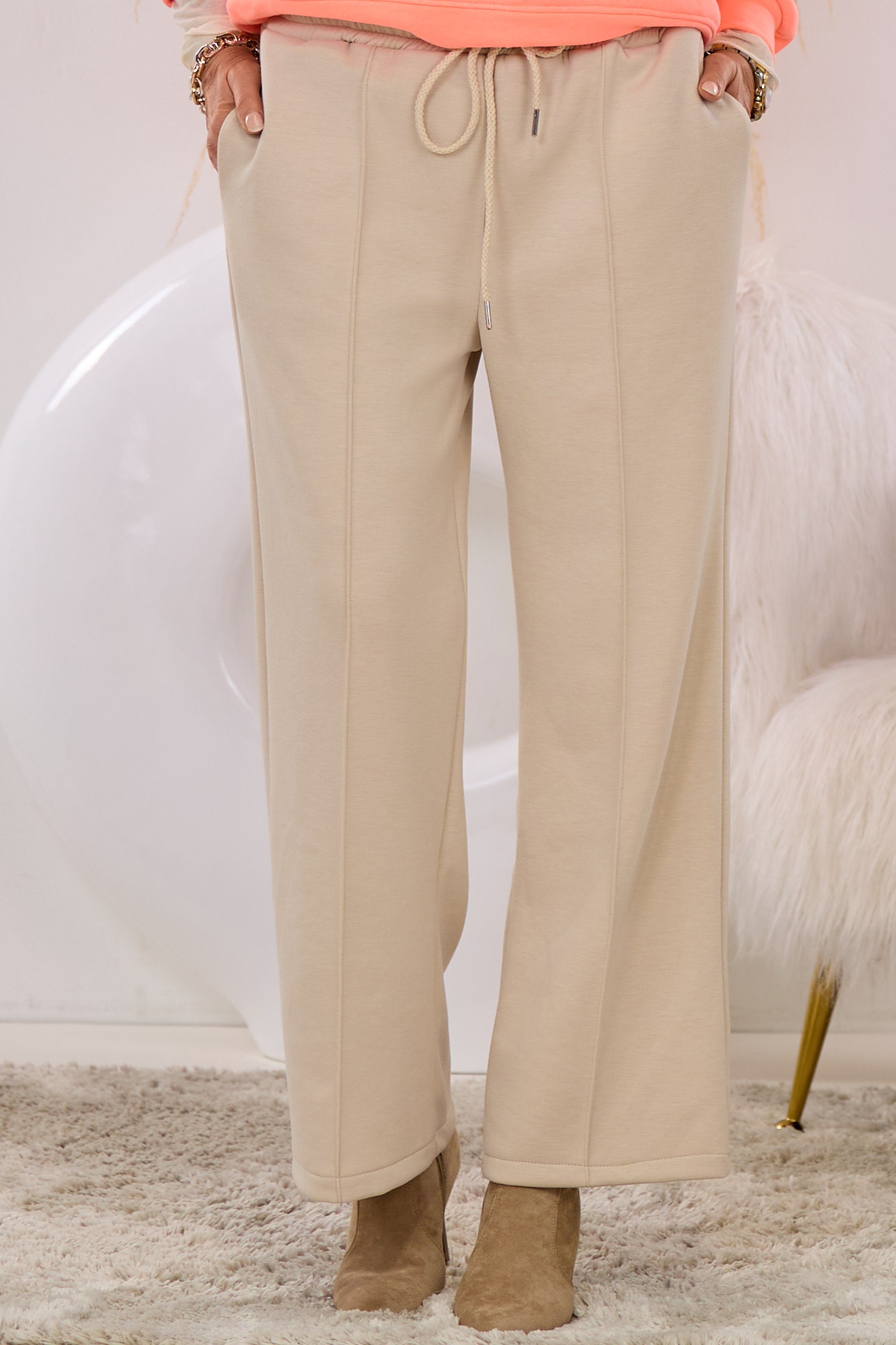 Cozy Hose mit Biese, beige
