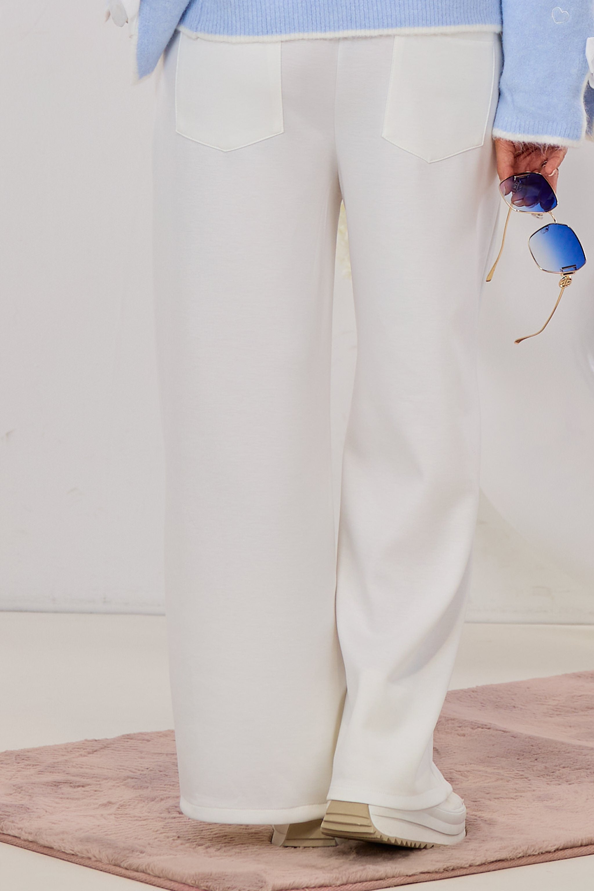 Cozy Hose mit Biese, ecru