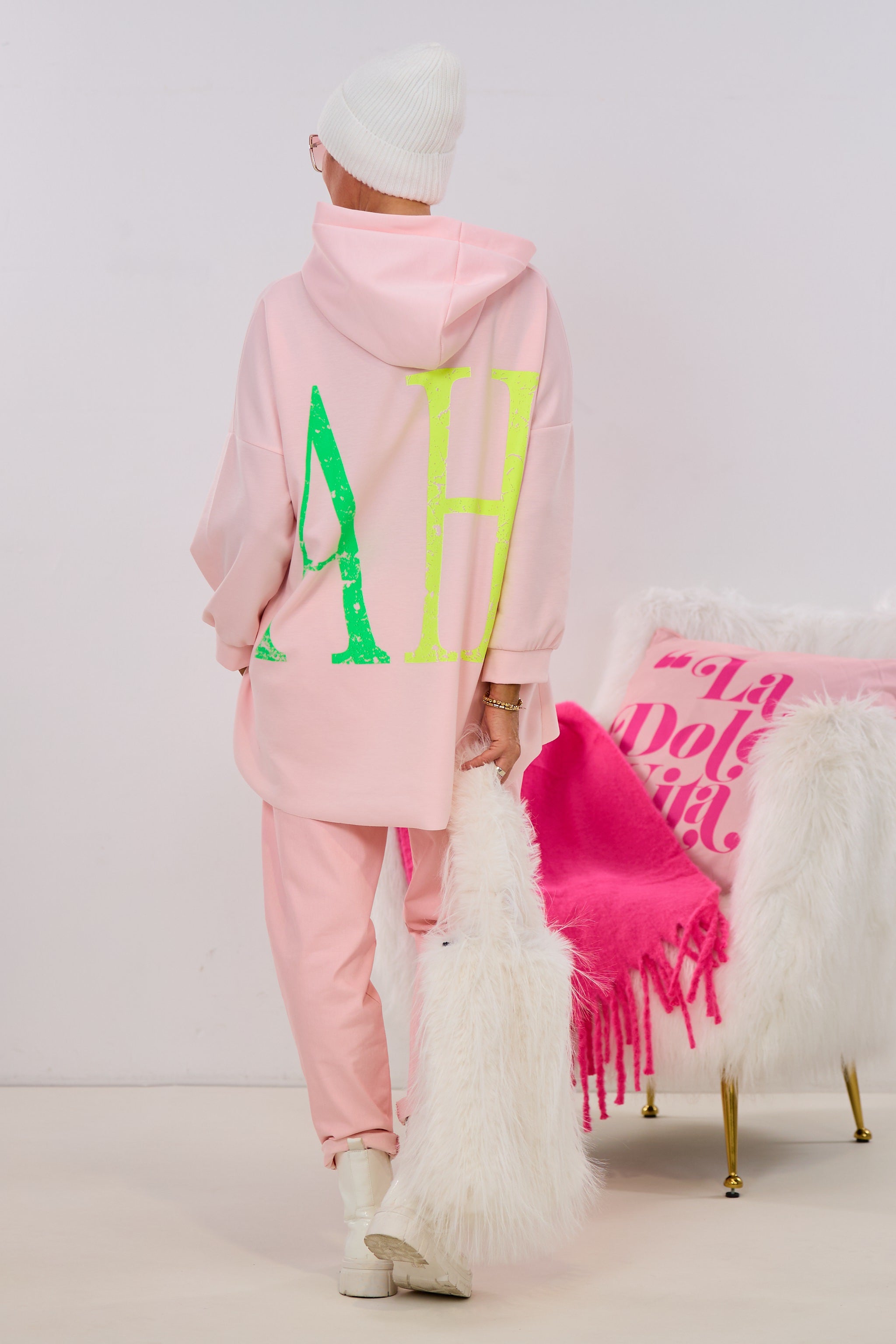 Cozy Oversized Shirt YEAH, rosé-bunt