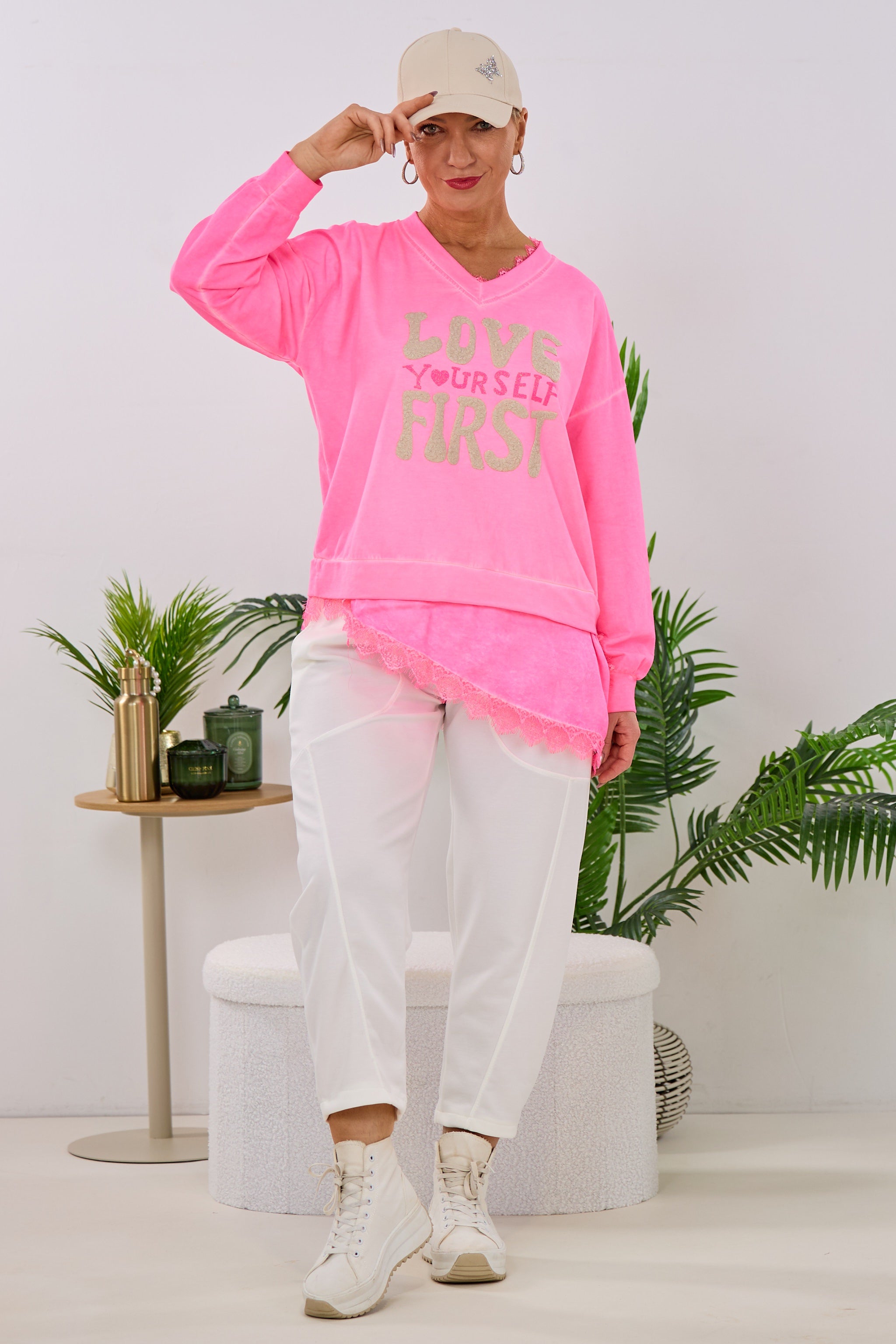 Sweaty love yourself, neon pink