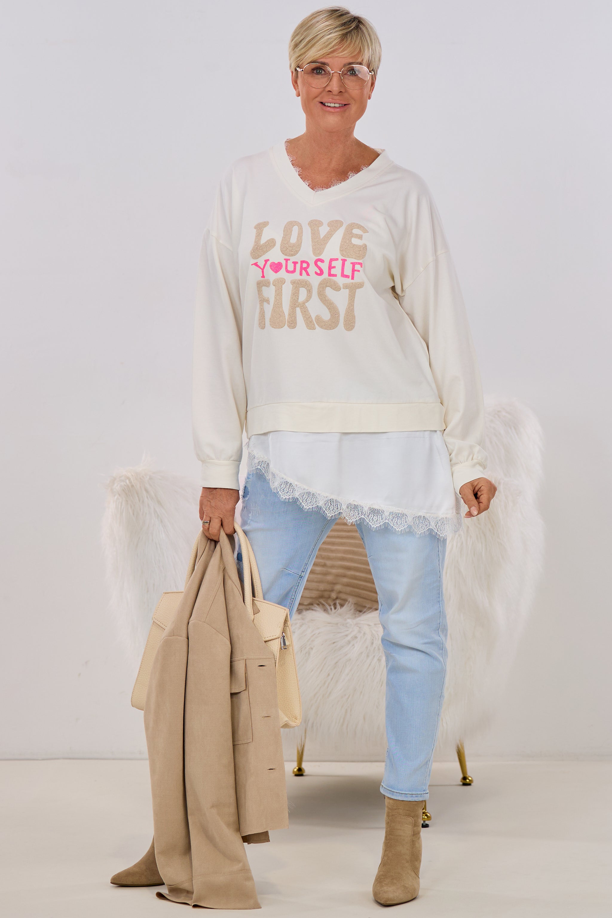 Sweaty love yourself, ecru