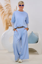 Cozy Hose mit weiten Kellerfalten, hellblau