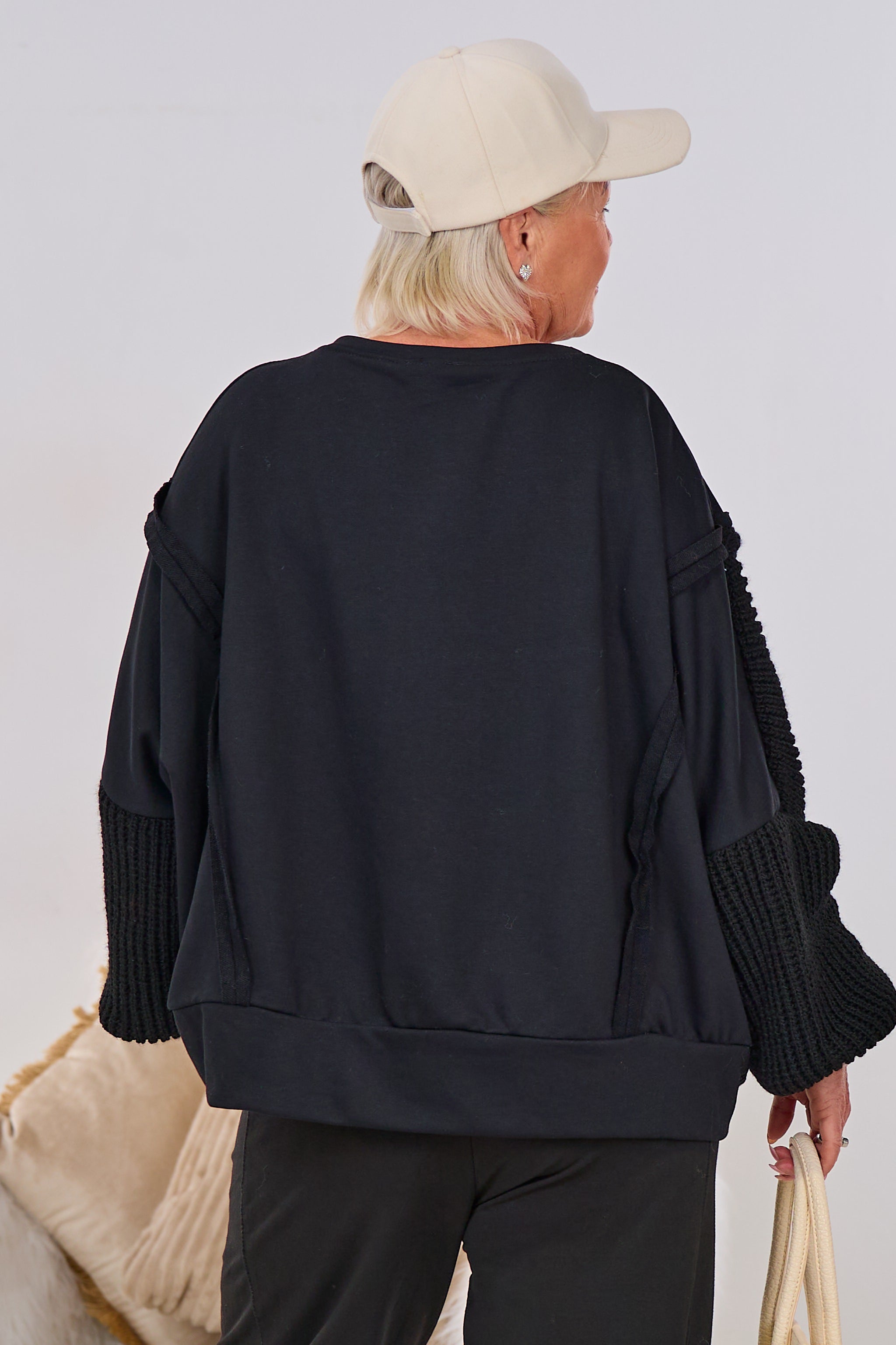 Sweaty mit Strickärmeln, schwarz