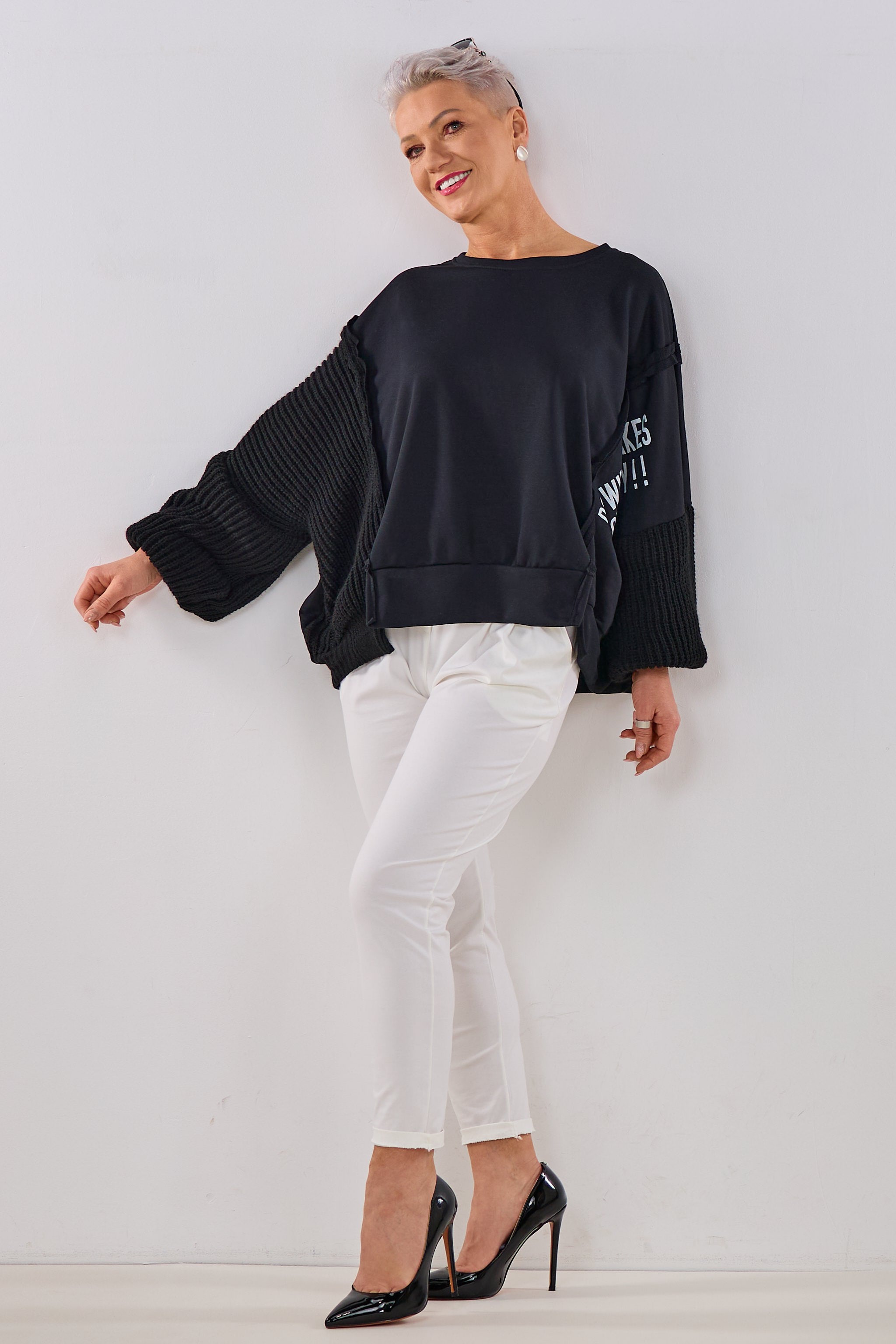 Sweaty mit Strickärmeln, schwarz