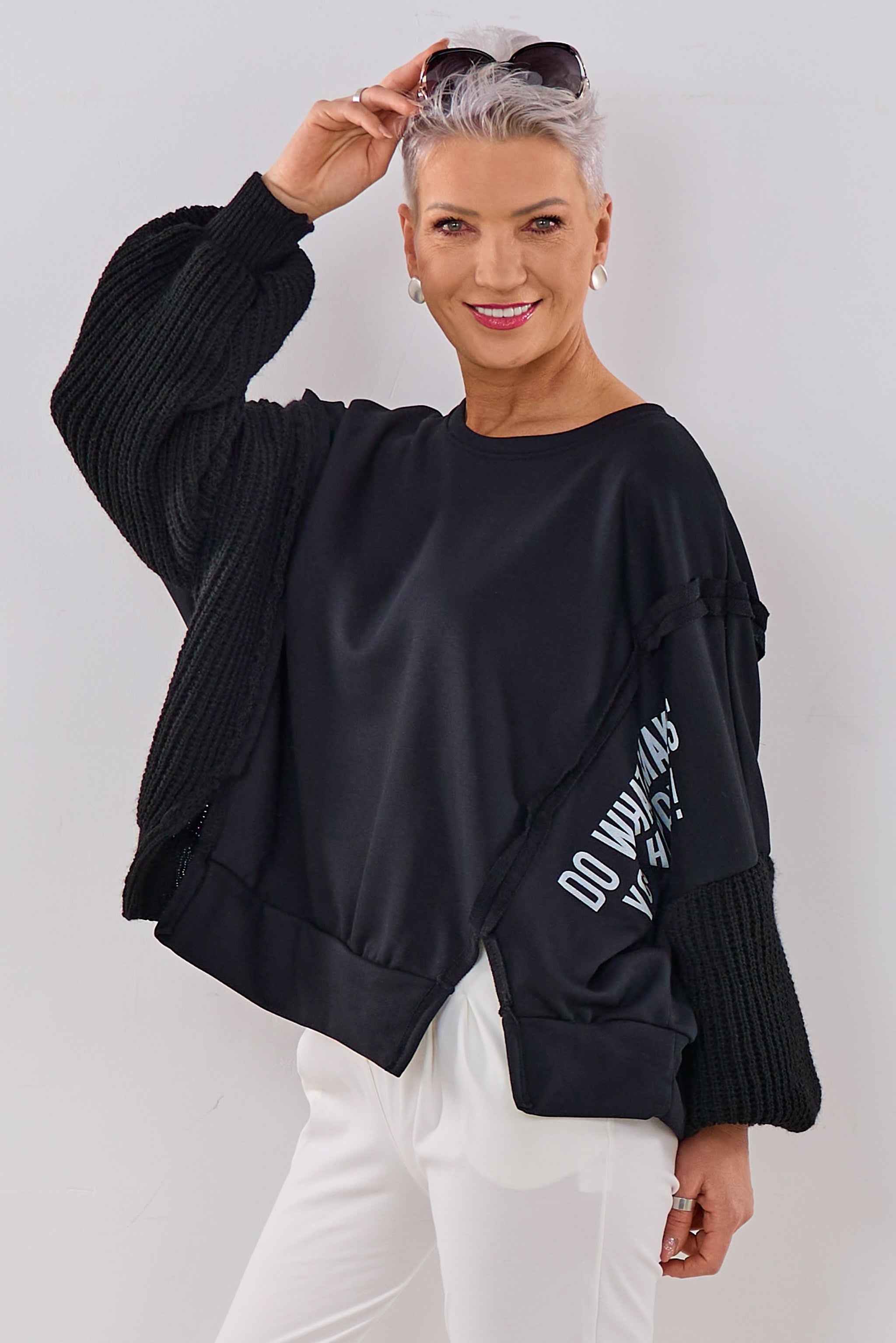 Sweaty mit Strickärmeln, schwarz