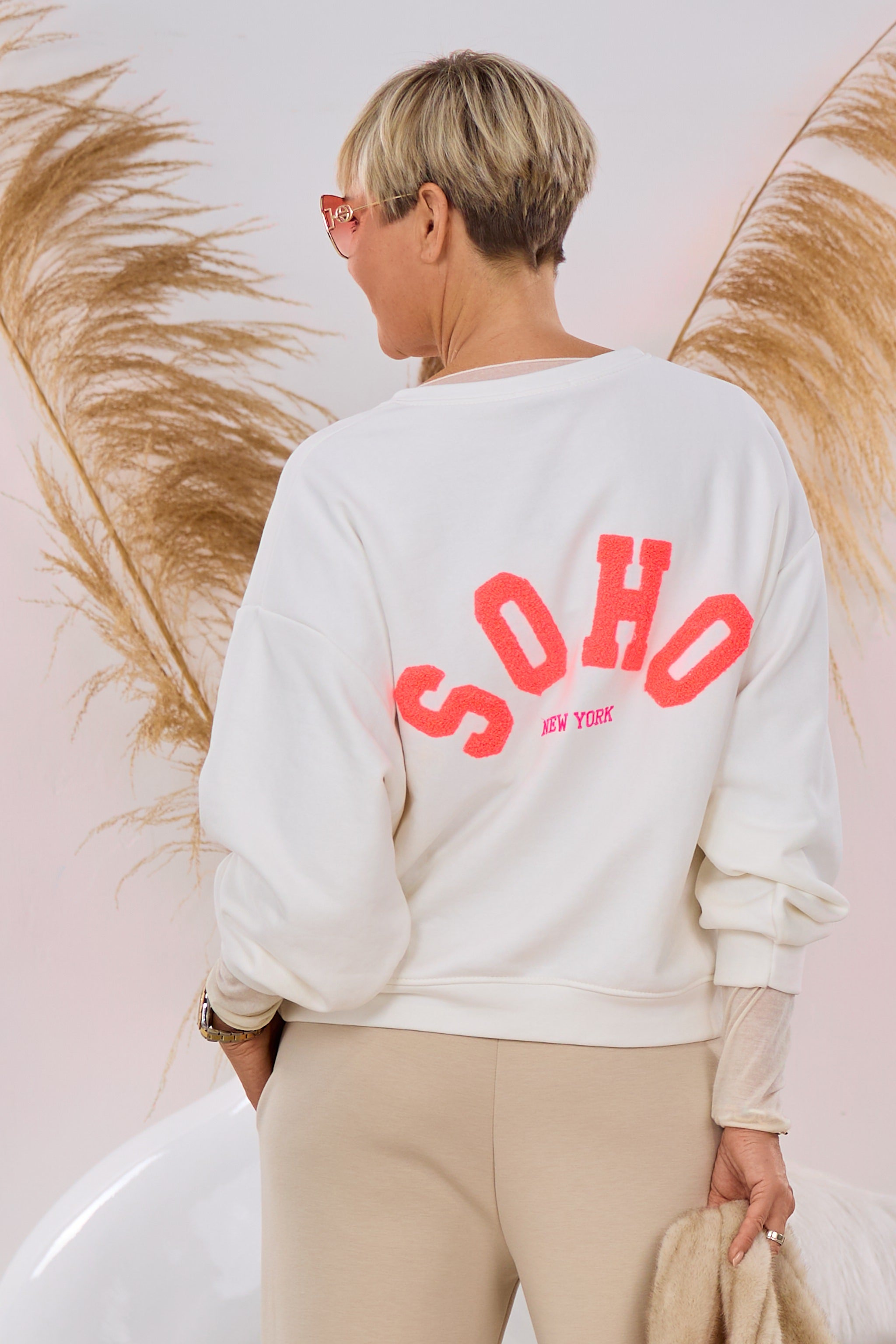 Sweaty SOHO New York, ecru