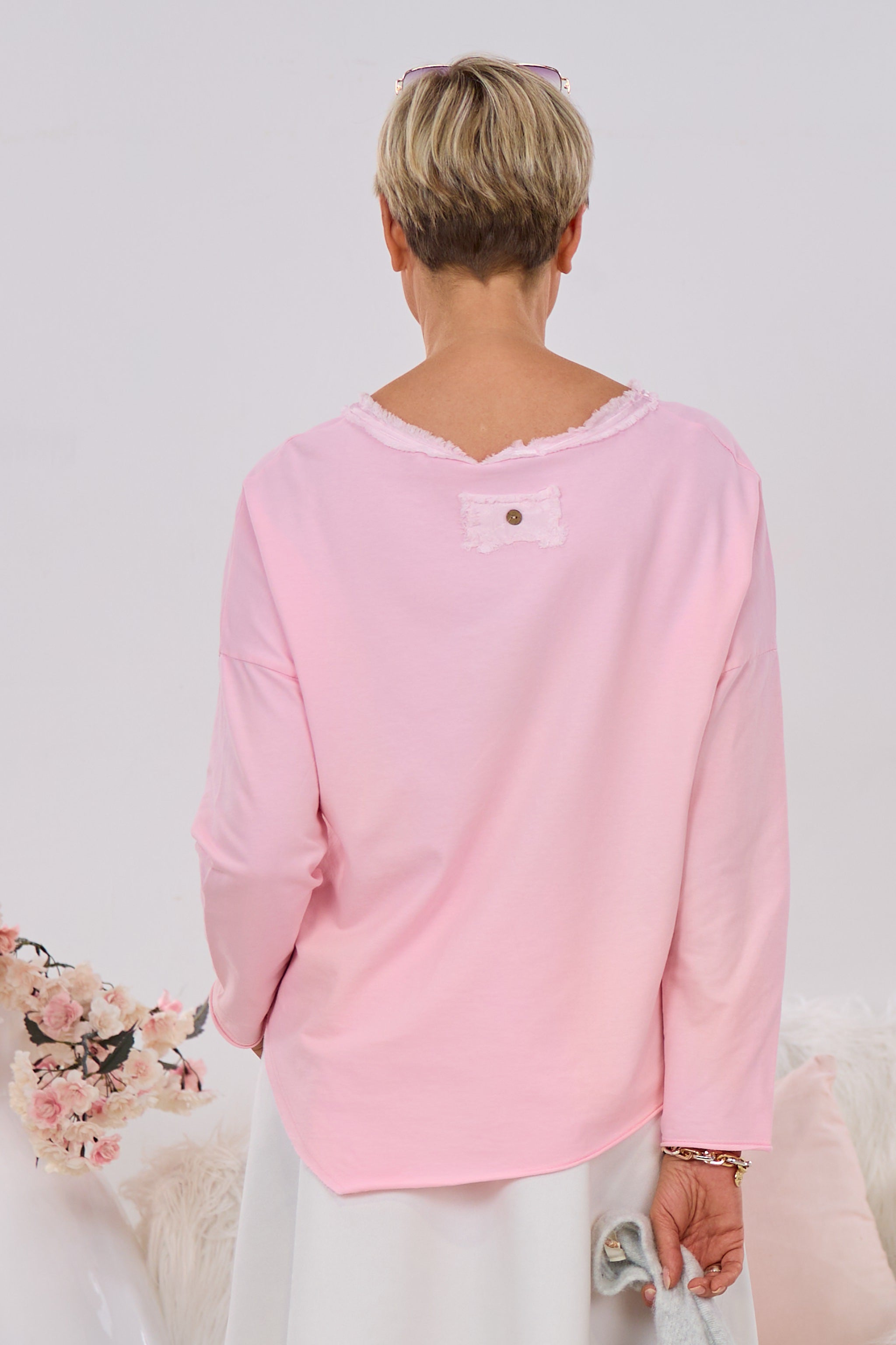 Shirt mit glänzendem, schrägen Abschluss, rosa