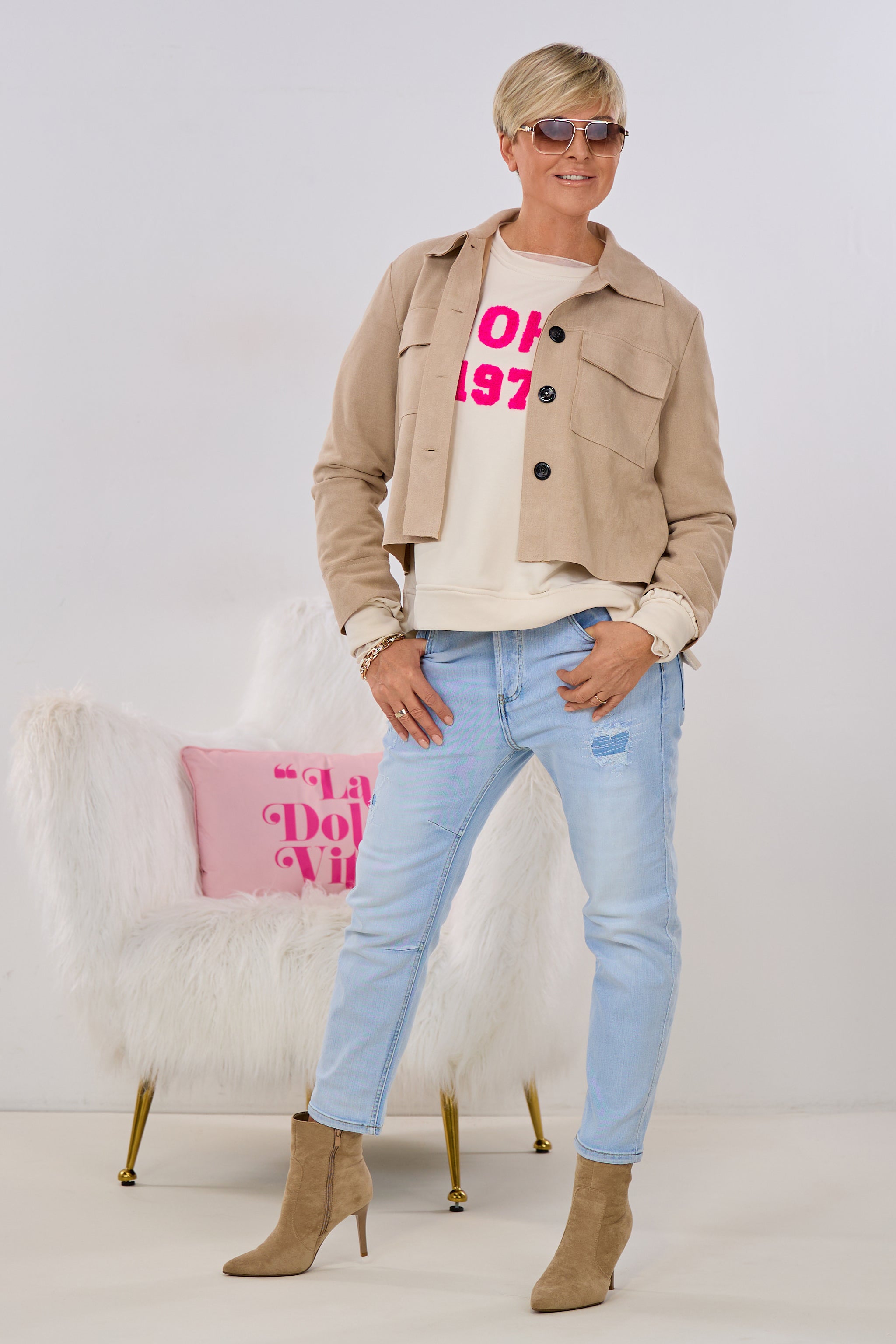 kurze Hemdjacke in Waschleder-Optik, beige