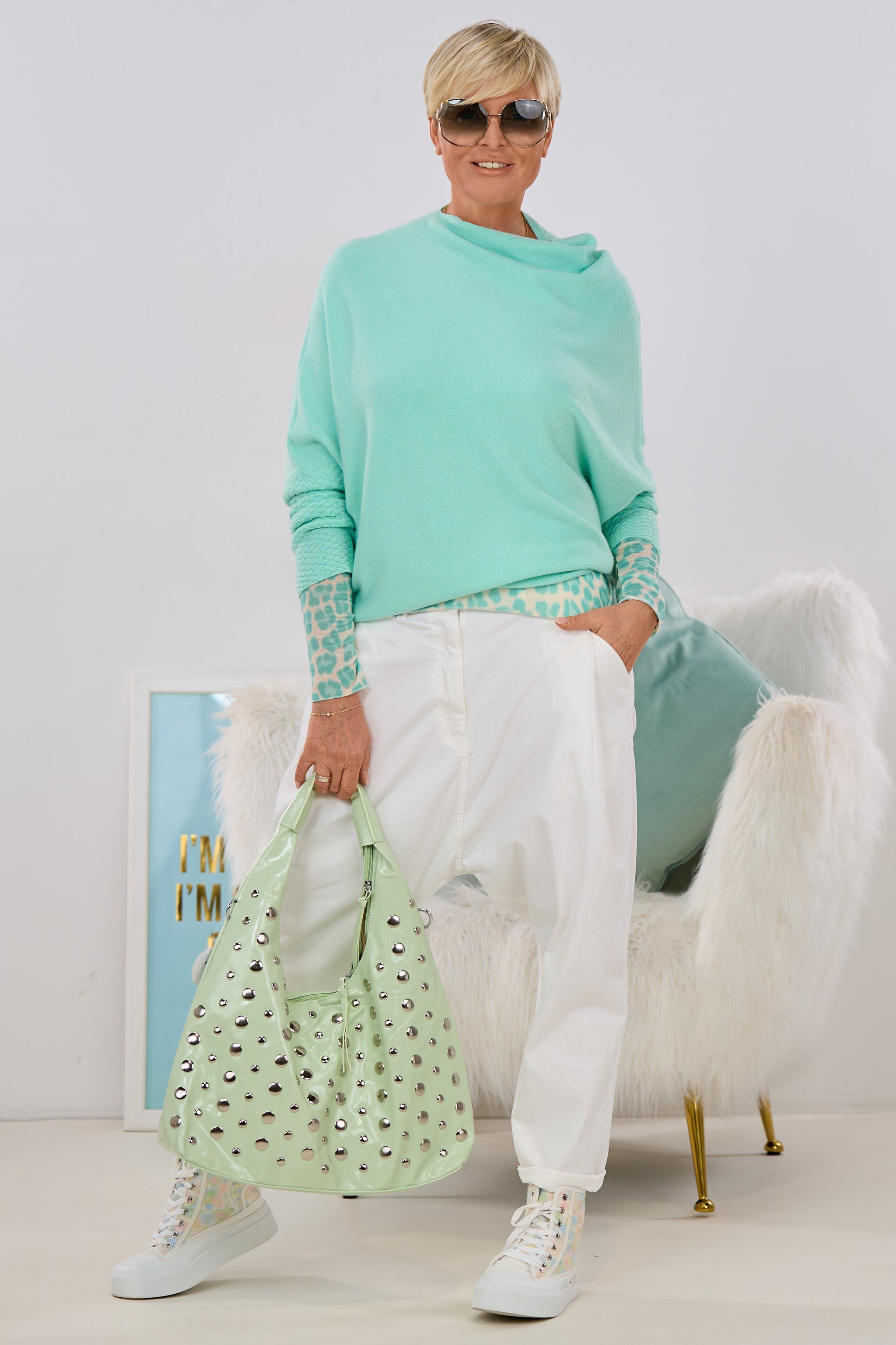 asymmetrischer Pulli mit Fledermausärmeln, mint