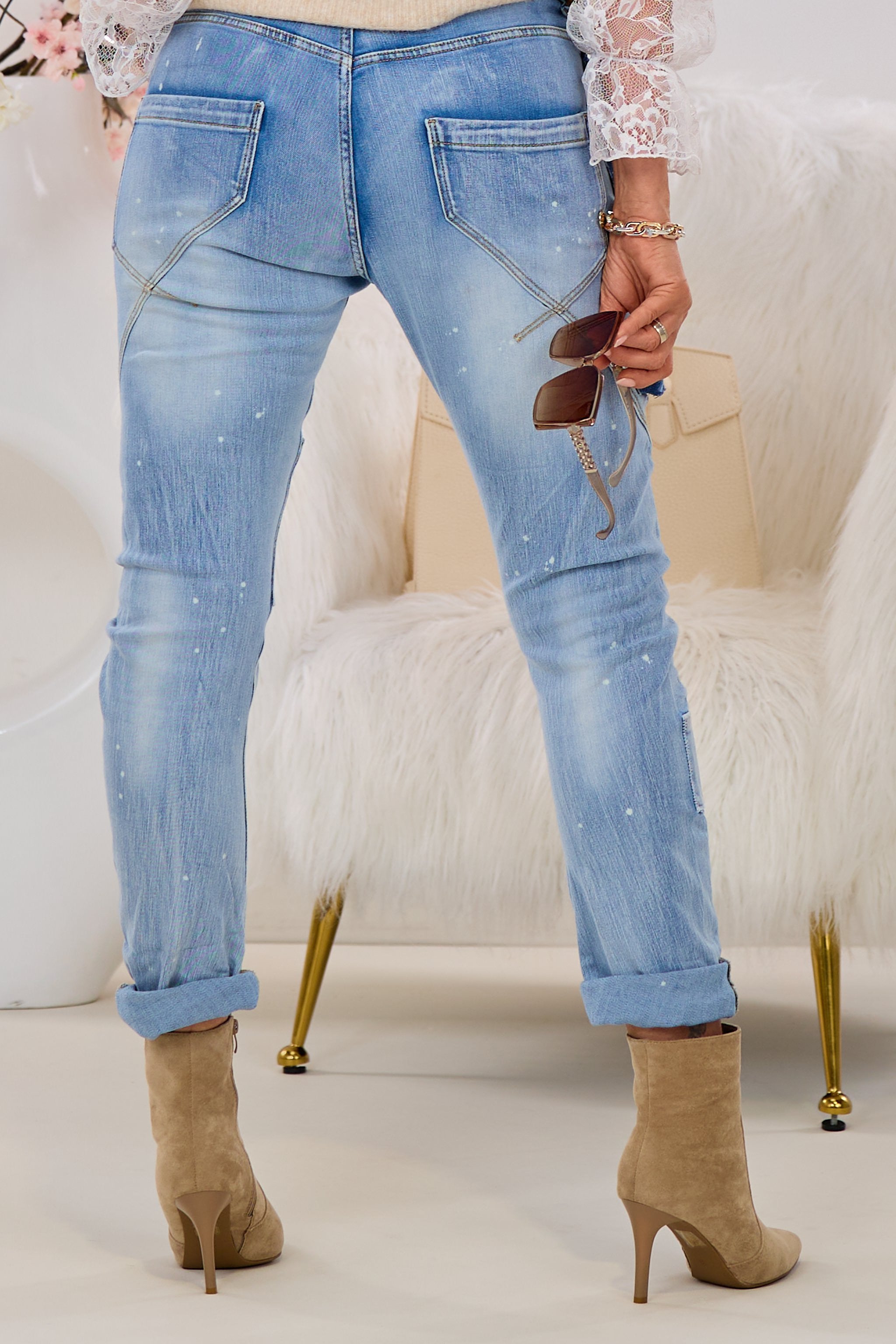 Jeans mit großen Jeans-Patches, hell denim