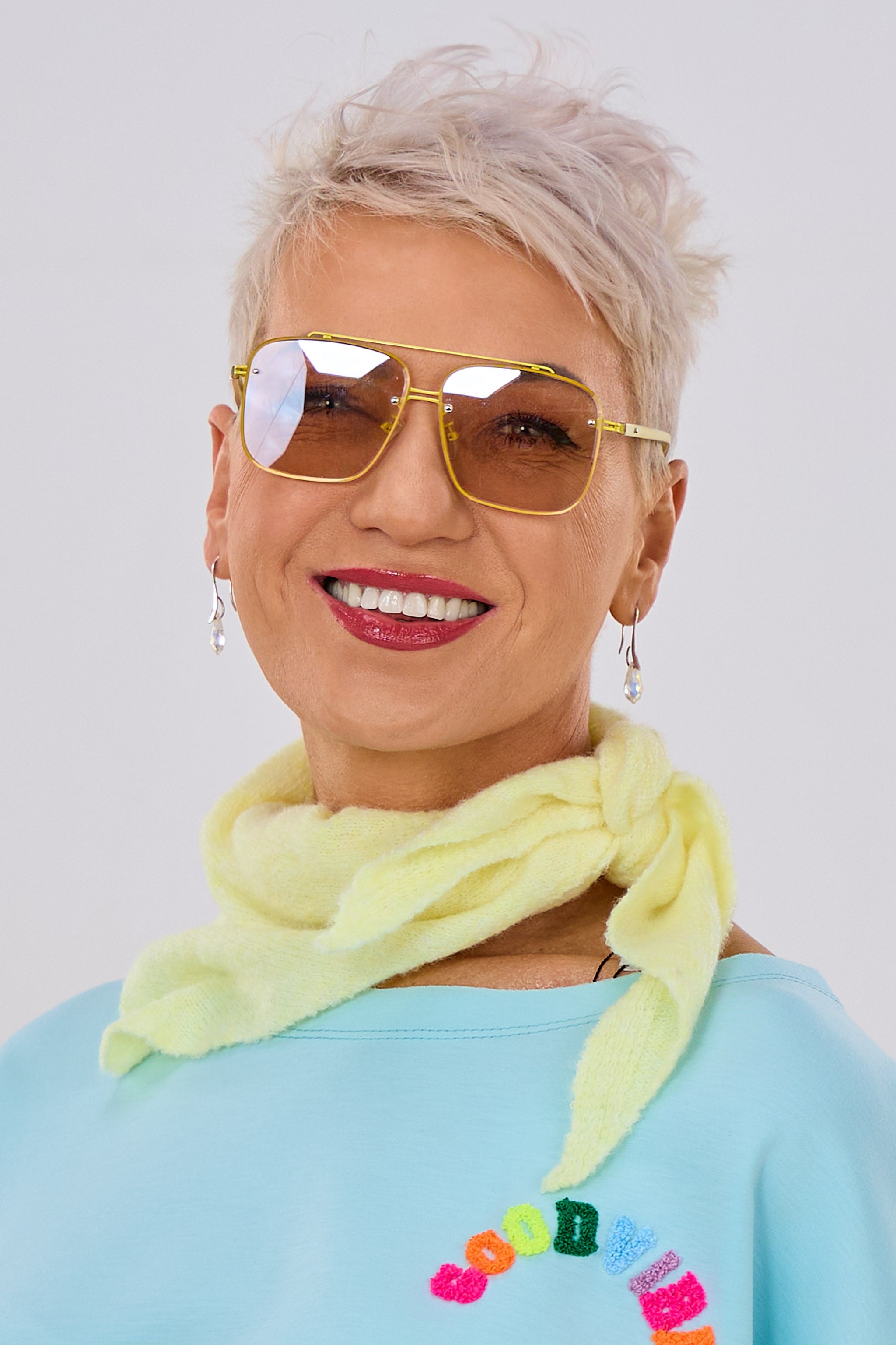 Kleiner Dreiecksschal, gelb-meliert