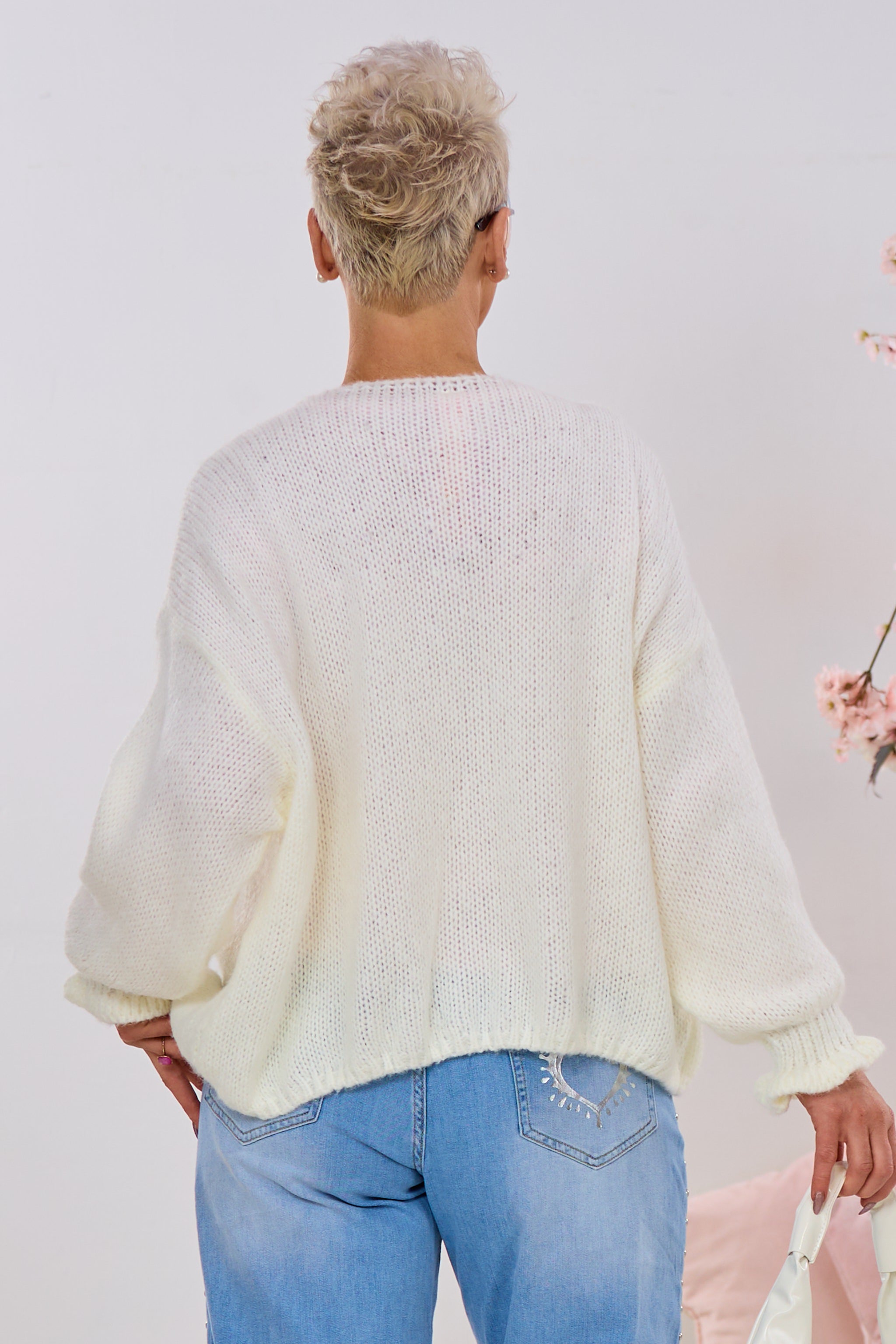 Strickjacke mit Rüschen-Ärmlen, ecru