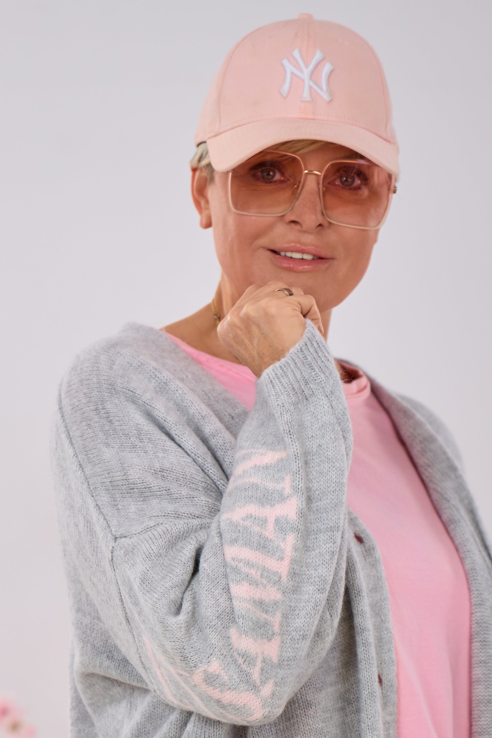 Cardigan mit Namaste-Figur, grau-rosé