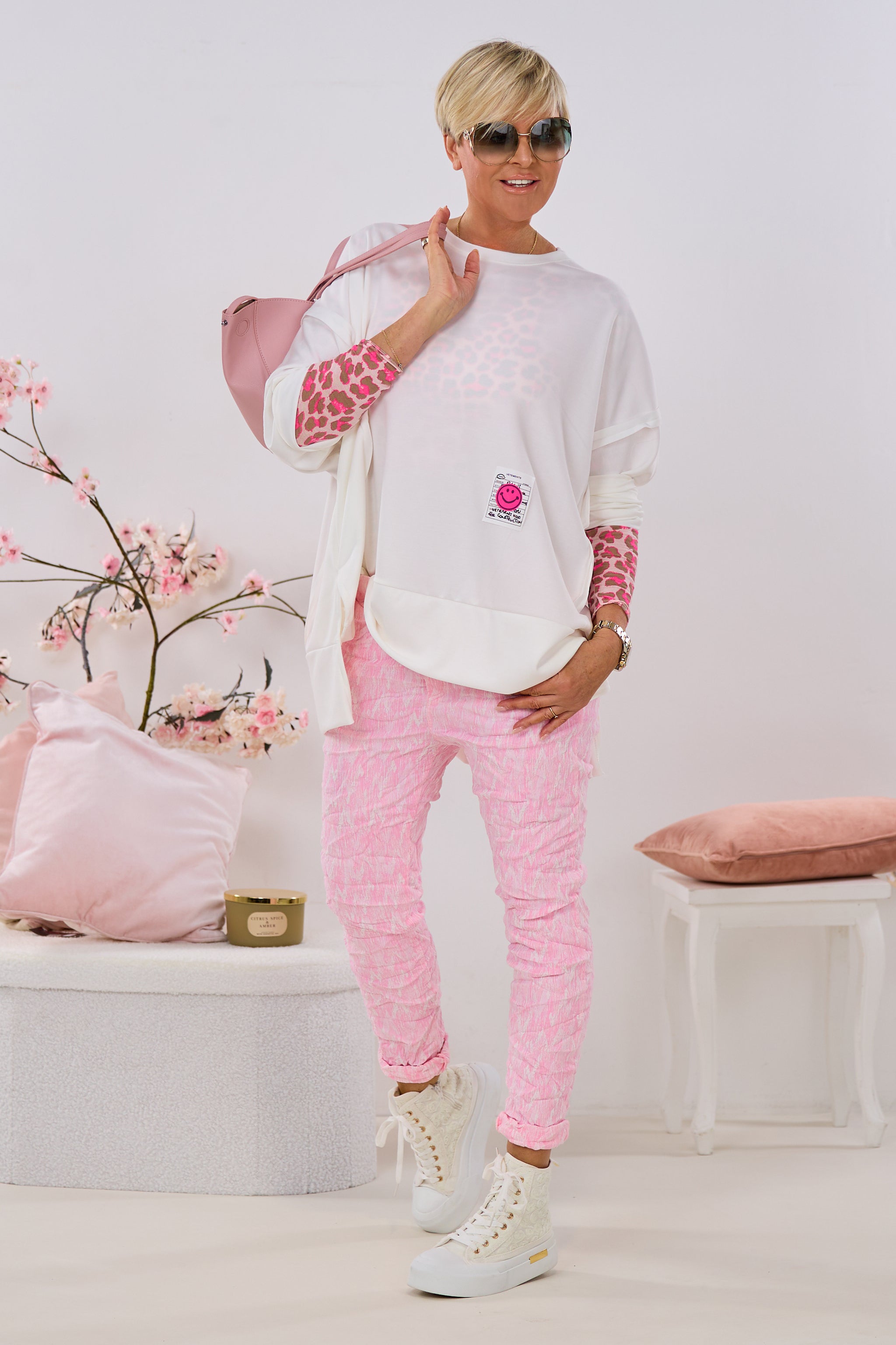 Cozy Sweaty mit außenliegenden Nähten, ecru