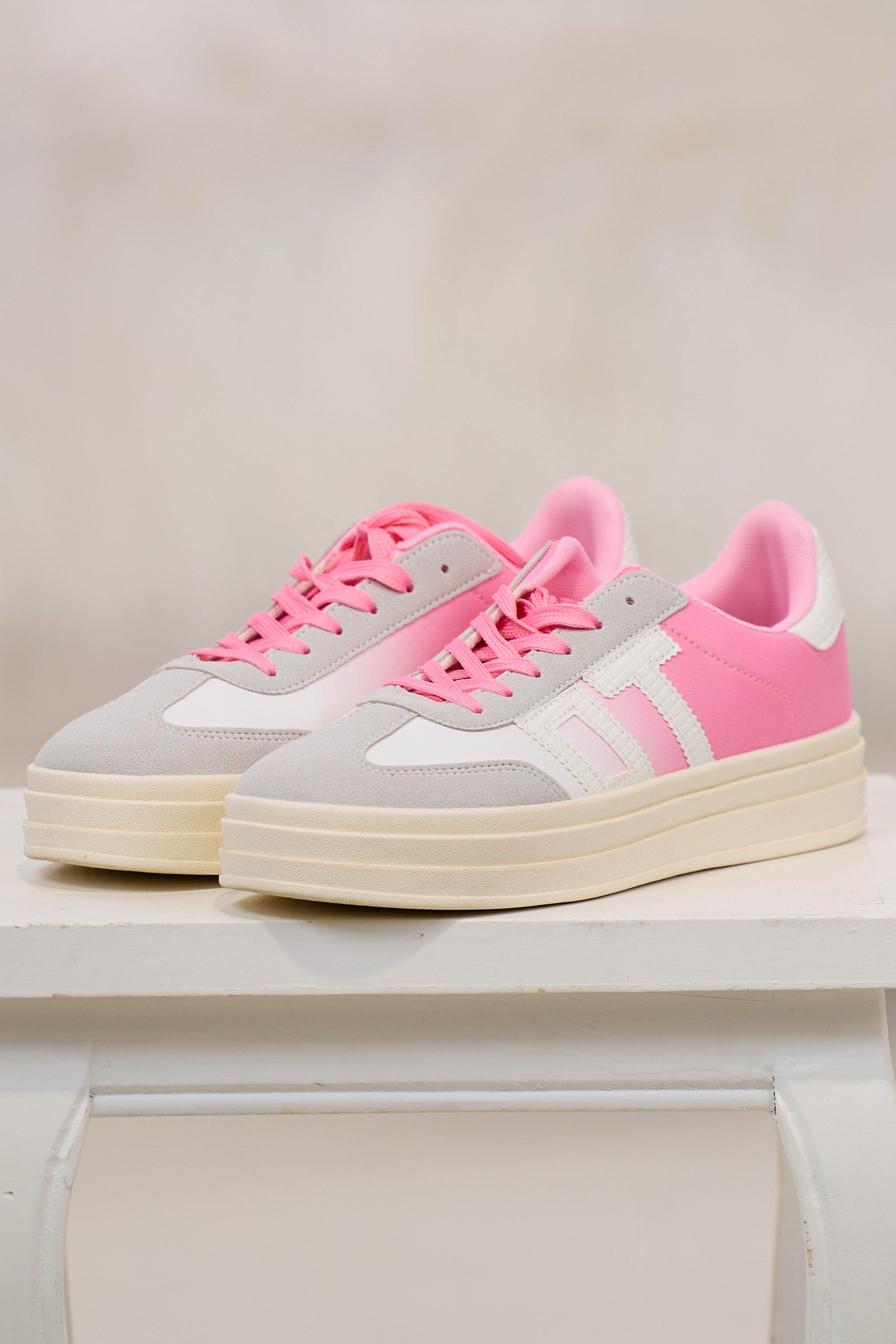 Sneaker mit Farbverlauf, rosa-weiß-grau
