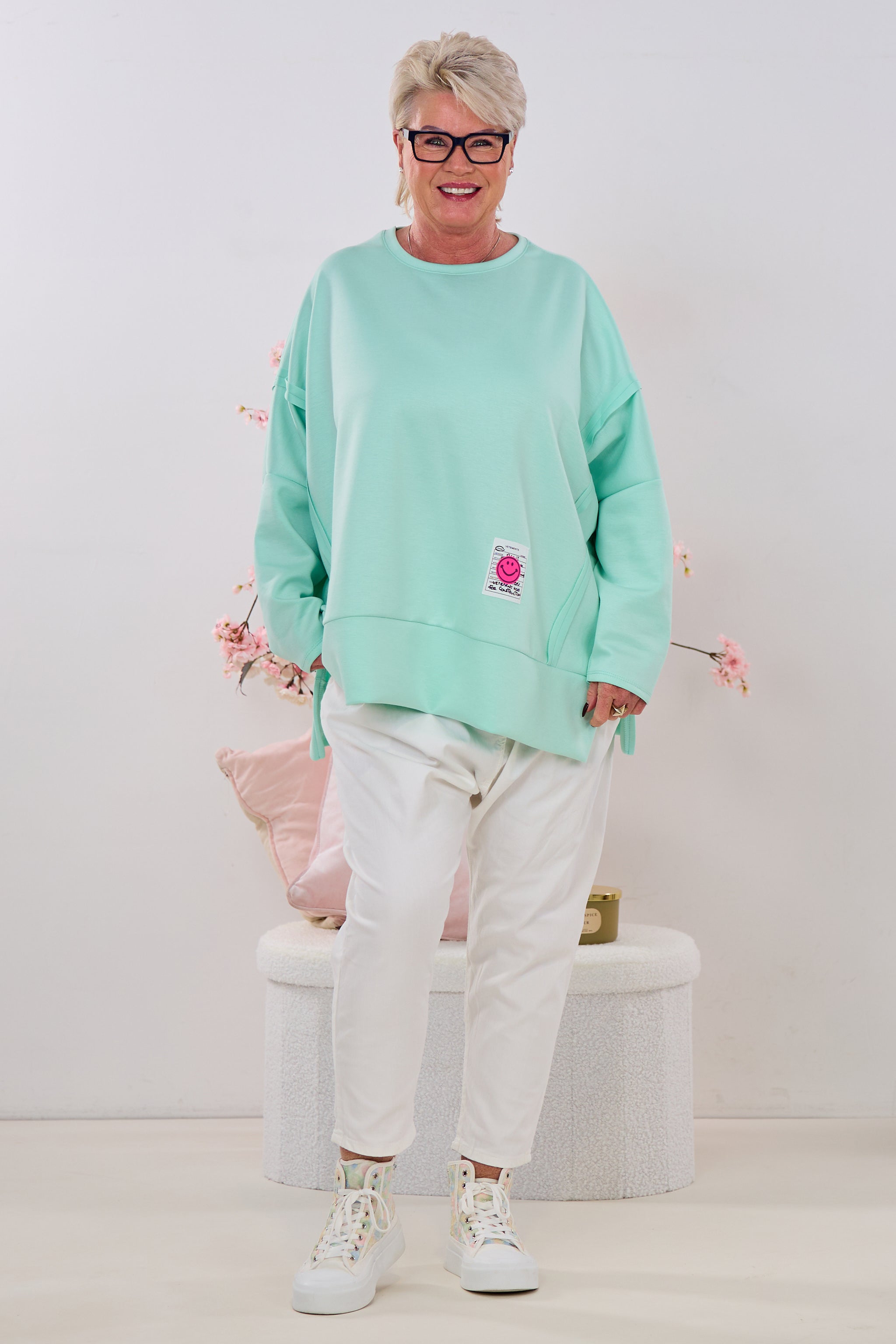 Cozy Sweaty mit außenliegenden Nähten, helltürkis