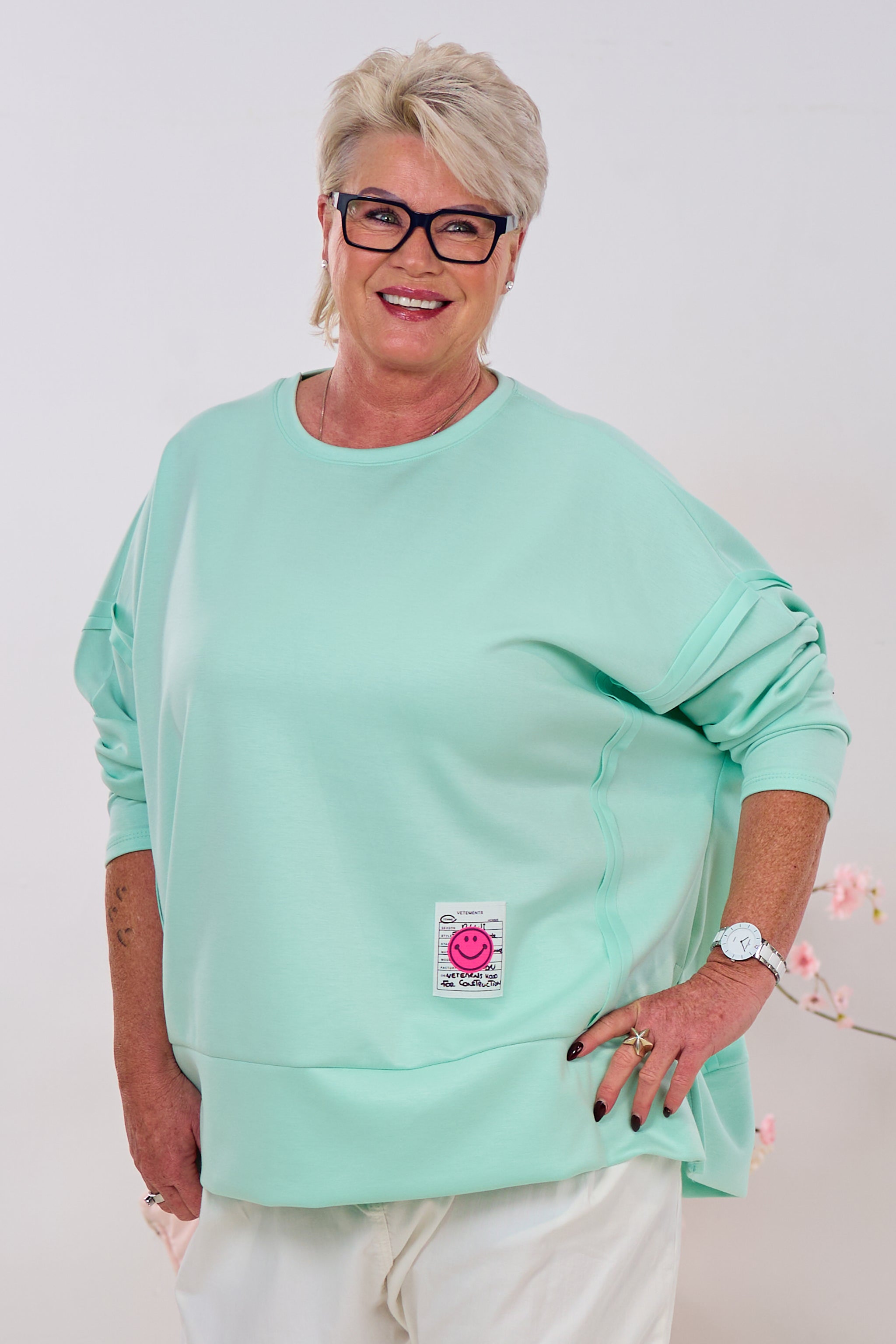 Cozy Sweaty mit außenliegenden Nähten, helltürkis