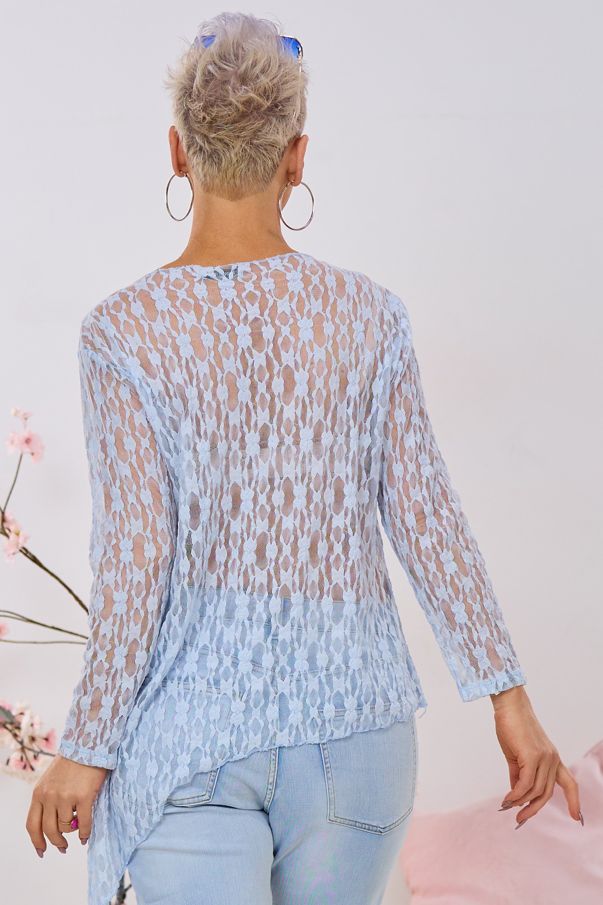 Asymmetrisches Spitzen-Langarmshirt, groß, hellblau
