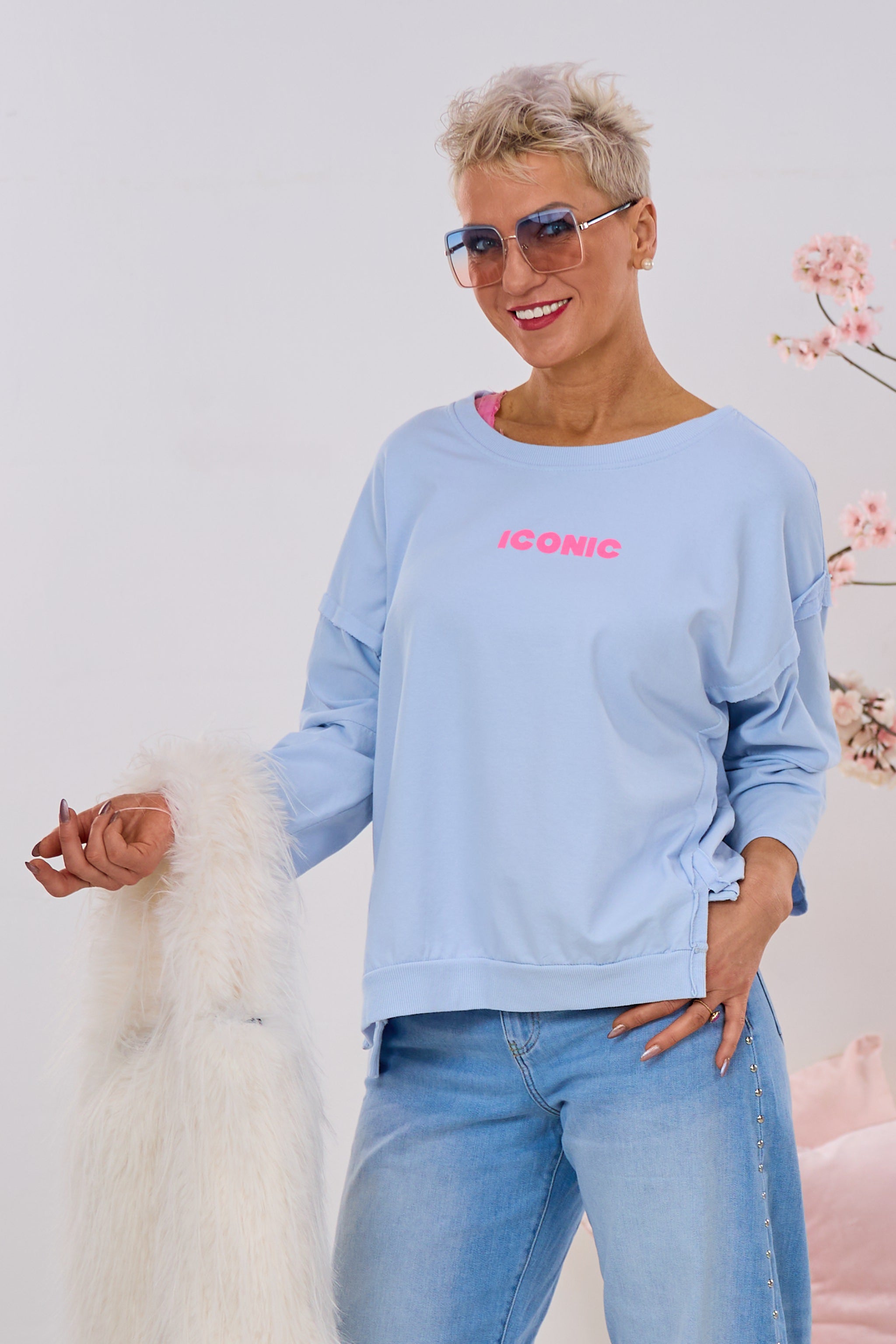 Sweaty ICONIC mit außenliegenden Nähten, hellblau