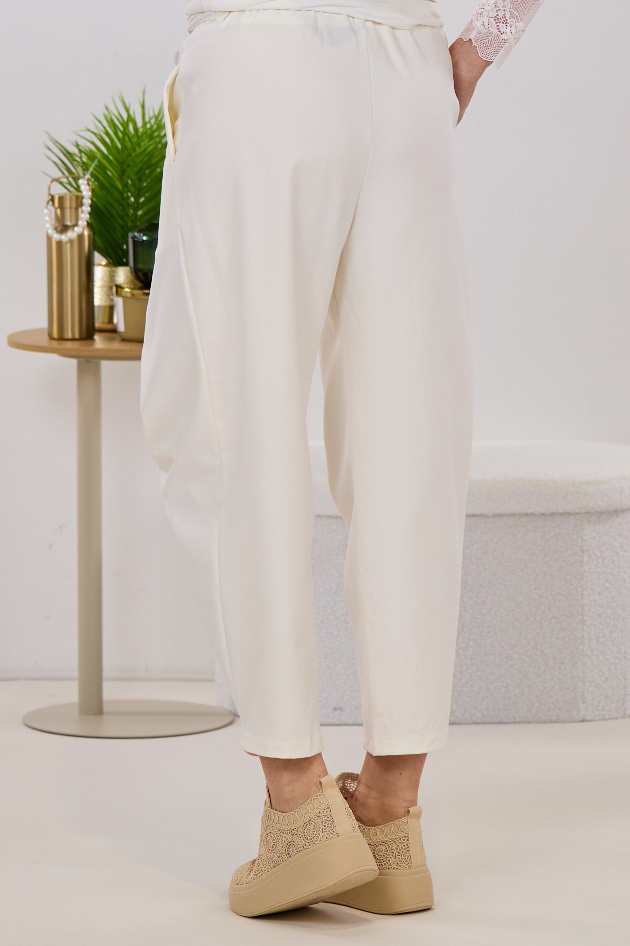 Hose mit Überschlägen, ecru