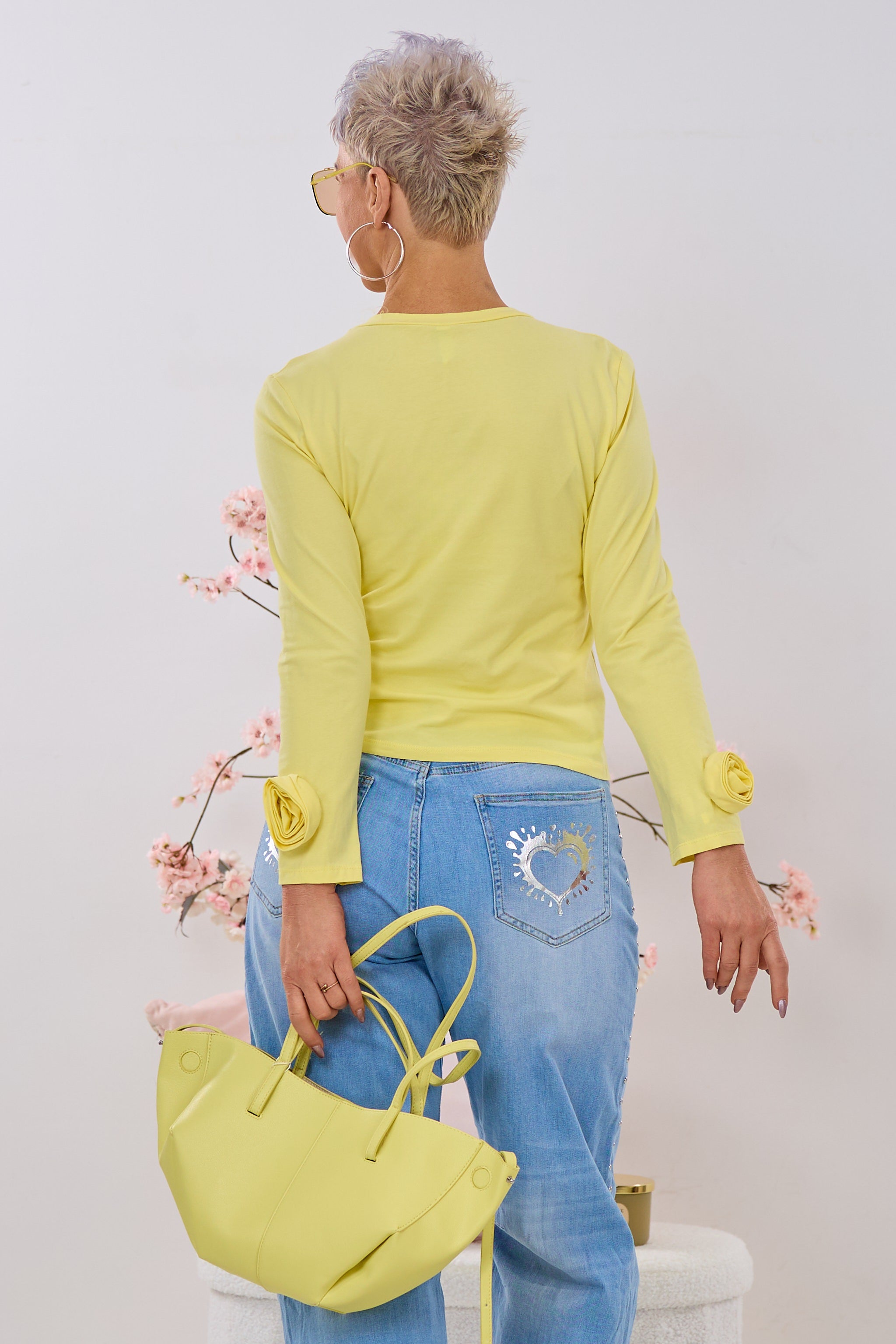 Longsleeve mit süßer Blume, gelb