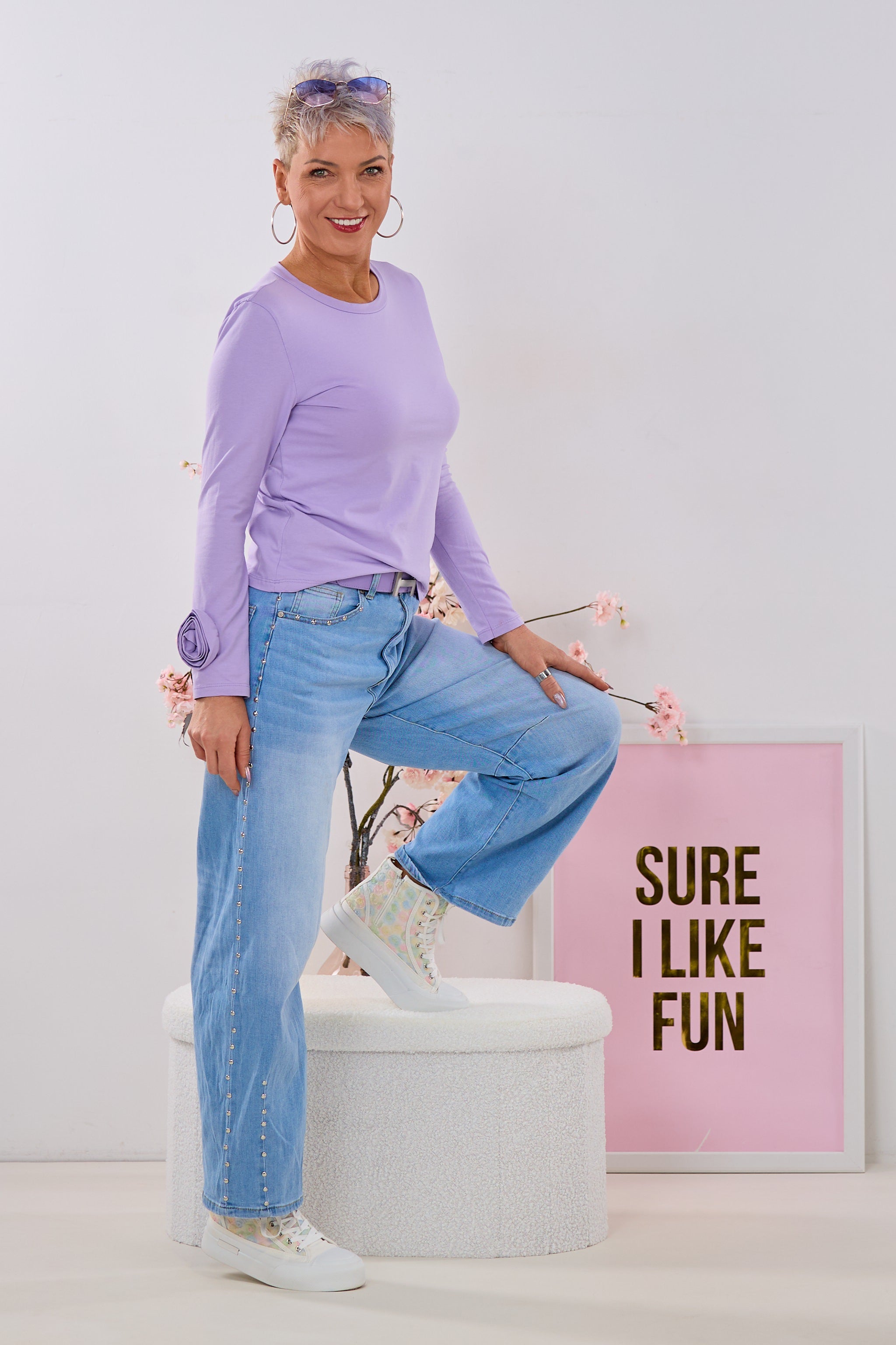 Longsleeve mit süßer Blume, flieder