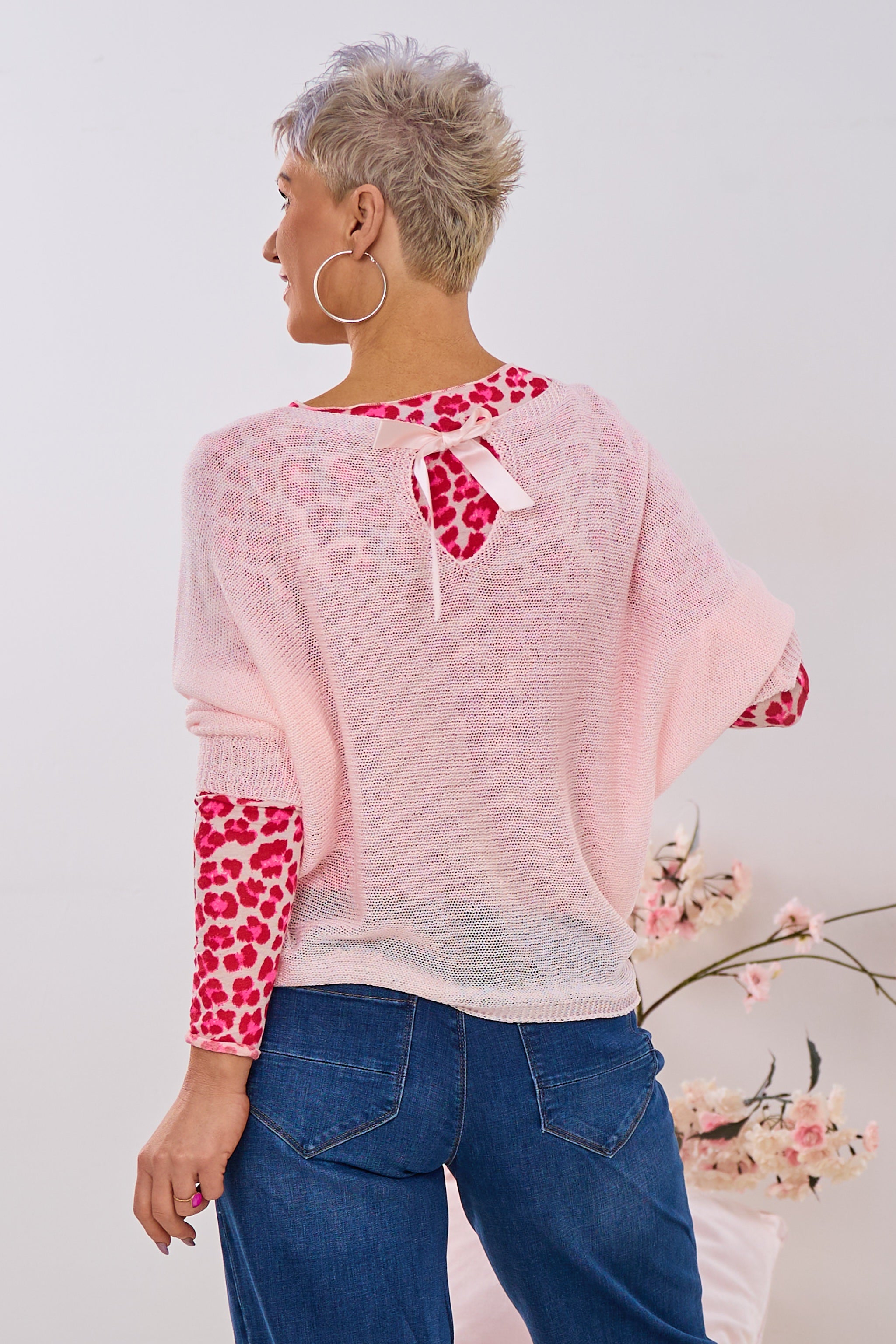 quergestrickter Pulli mit Schleife, hellrosa