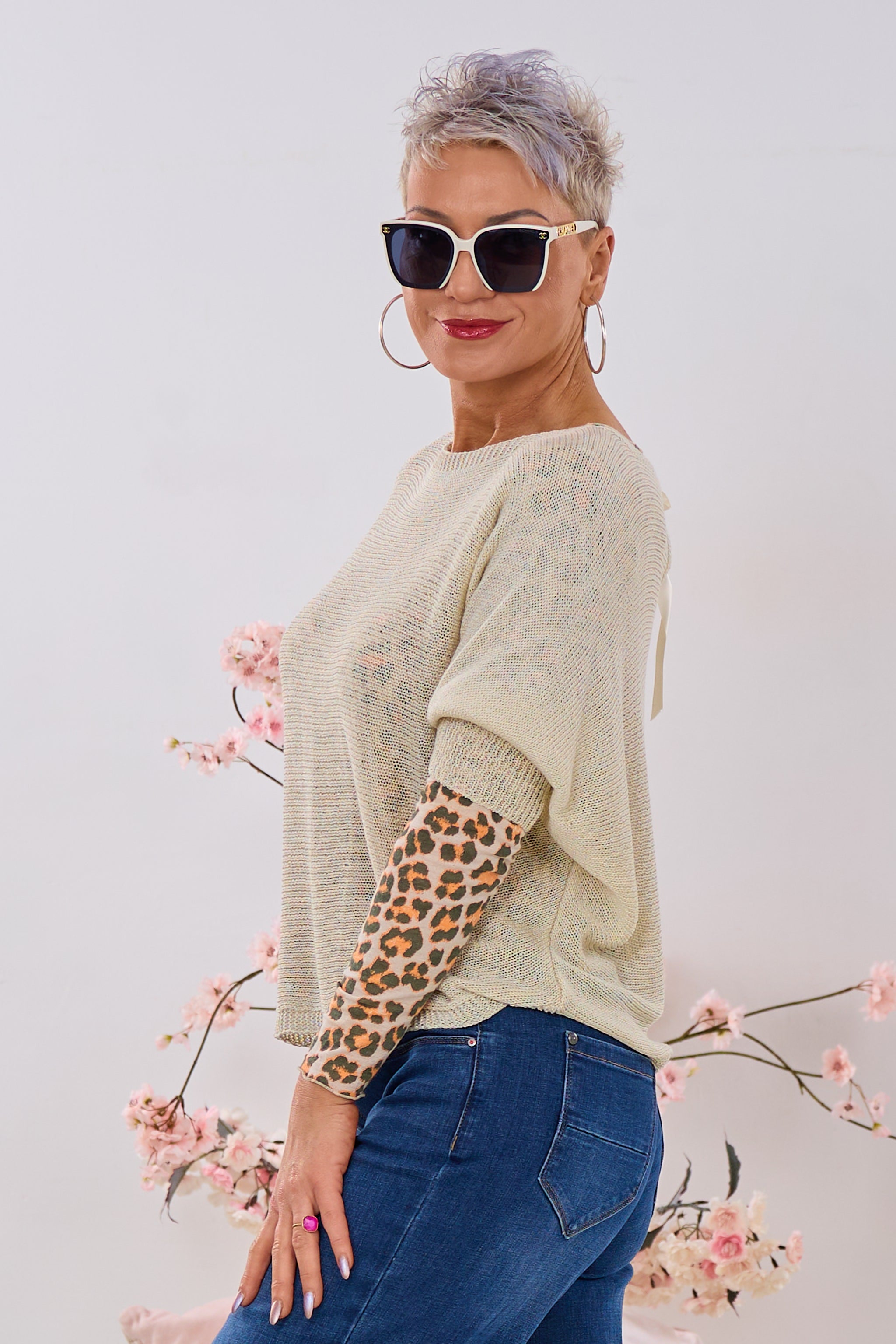 quergestrickter Pulli mit Schleife, beige