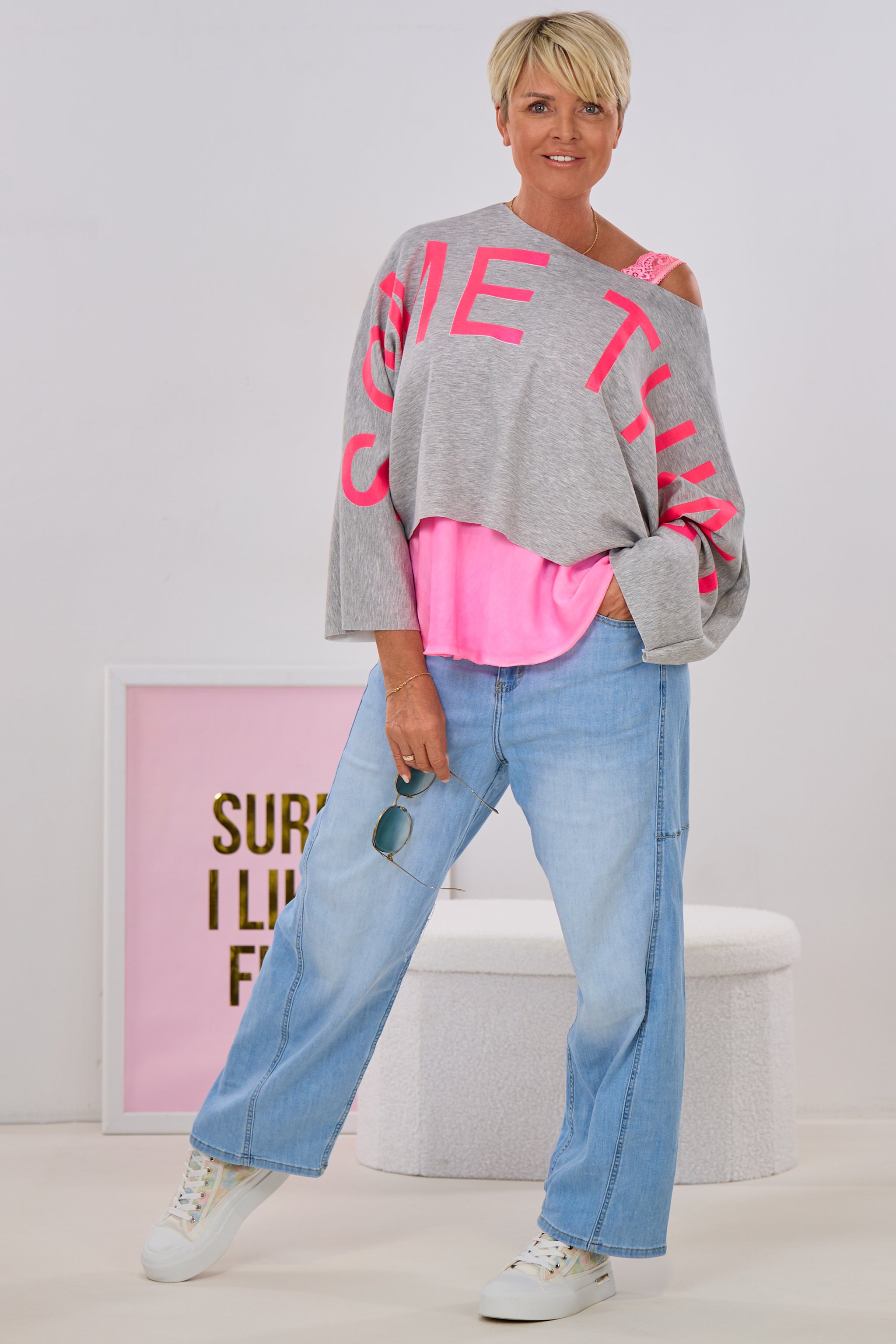 Weites cropped Shirt SOMETHING, grau-melliert-pink