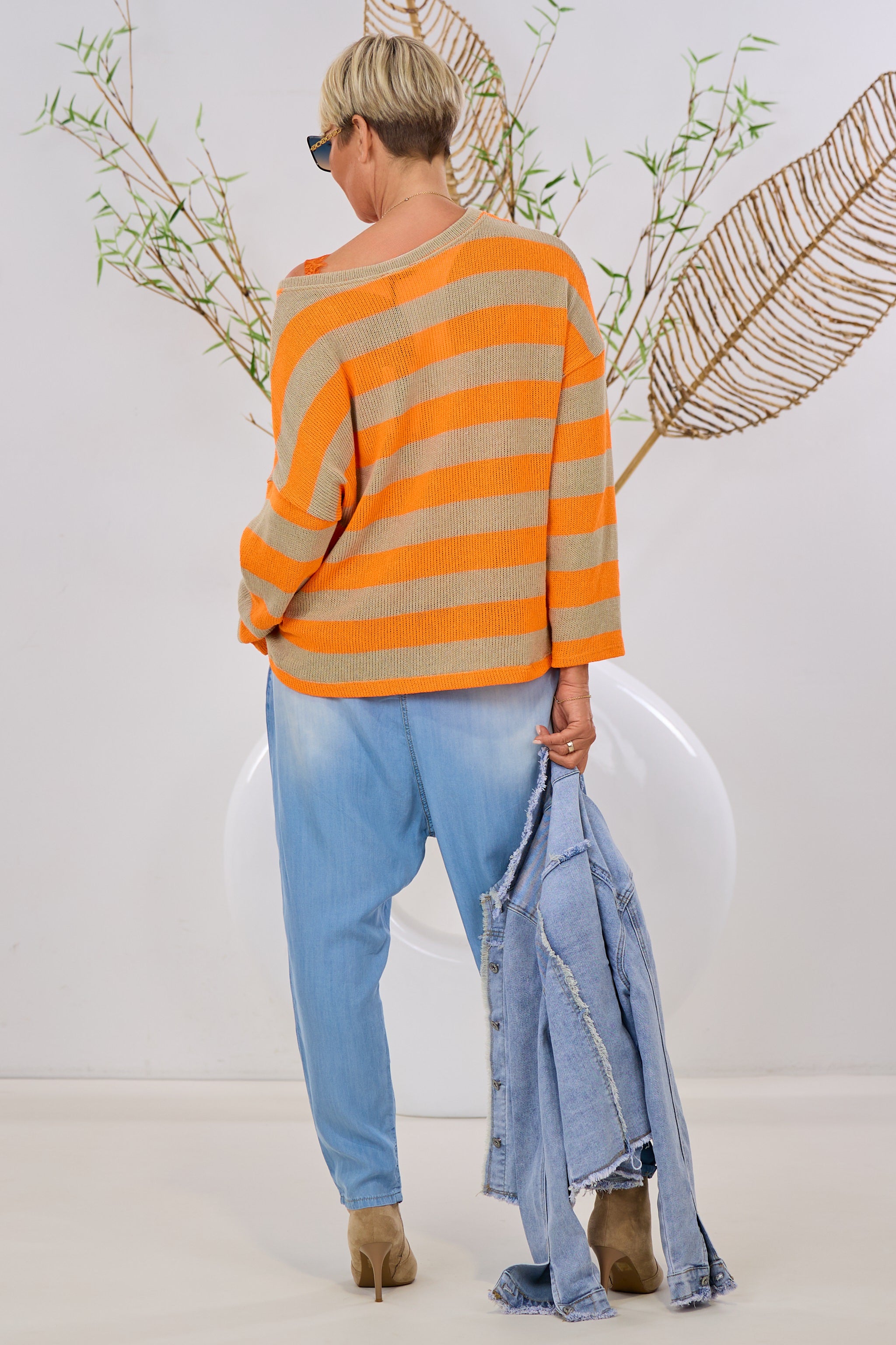 Strickpulli mit breiten Streifen, orange-taupe