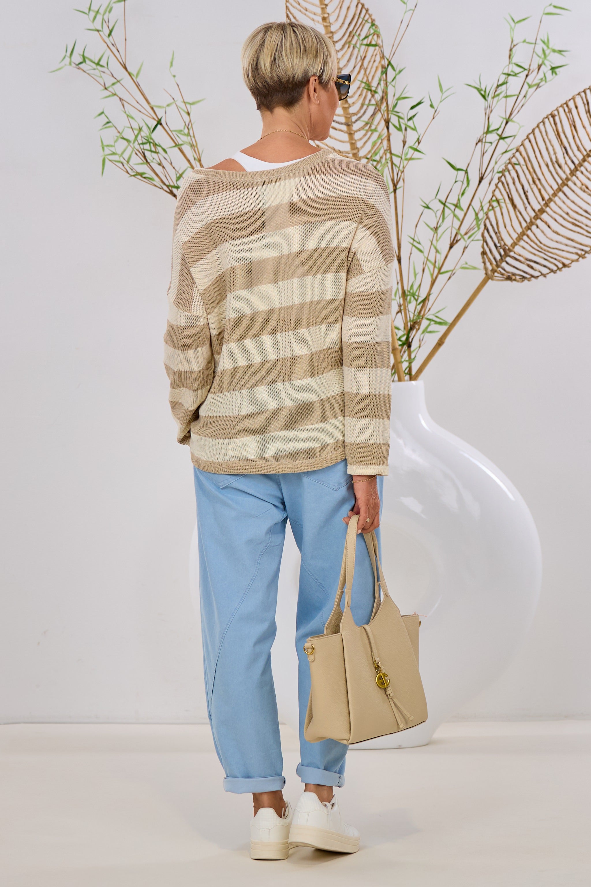 Strickpulli mit breiten Streifen, taupe-beige