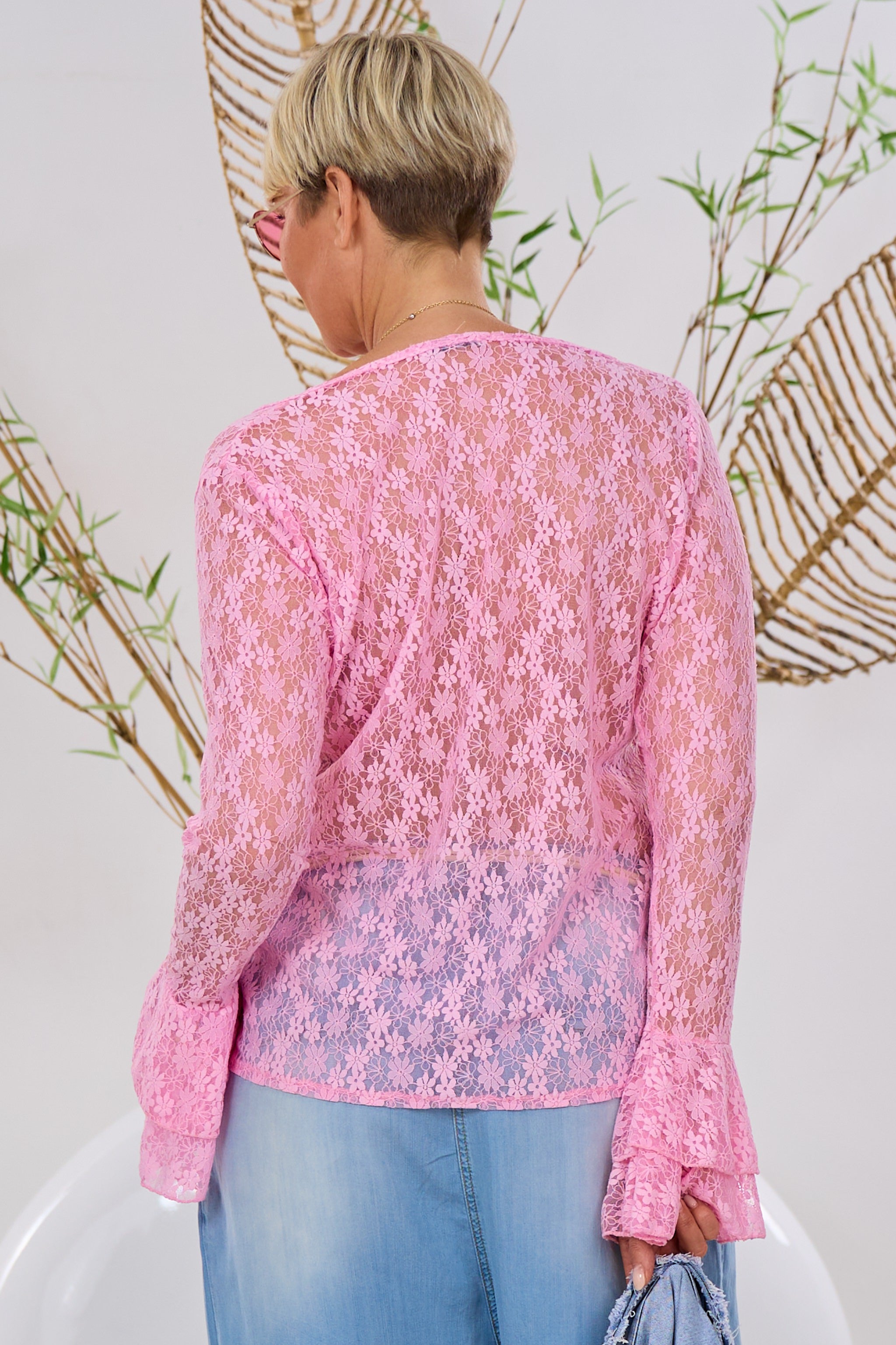 Spitzenshirt mit Trompeterärmeln, rosa