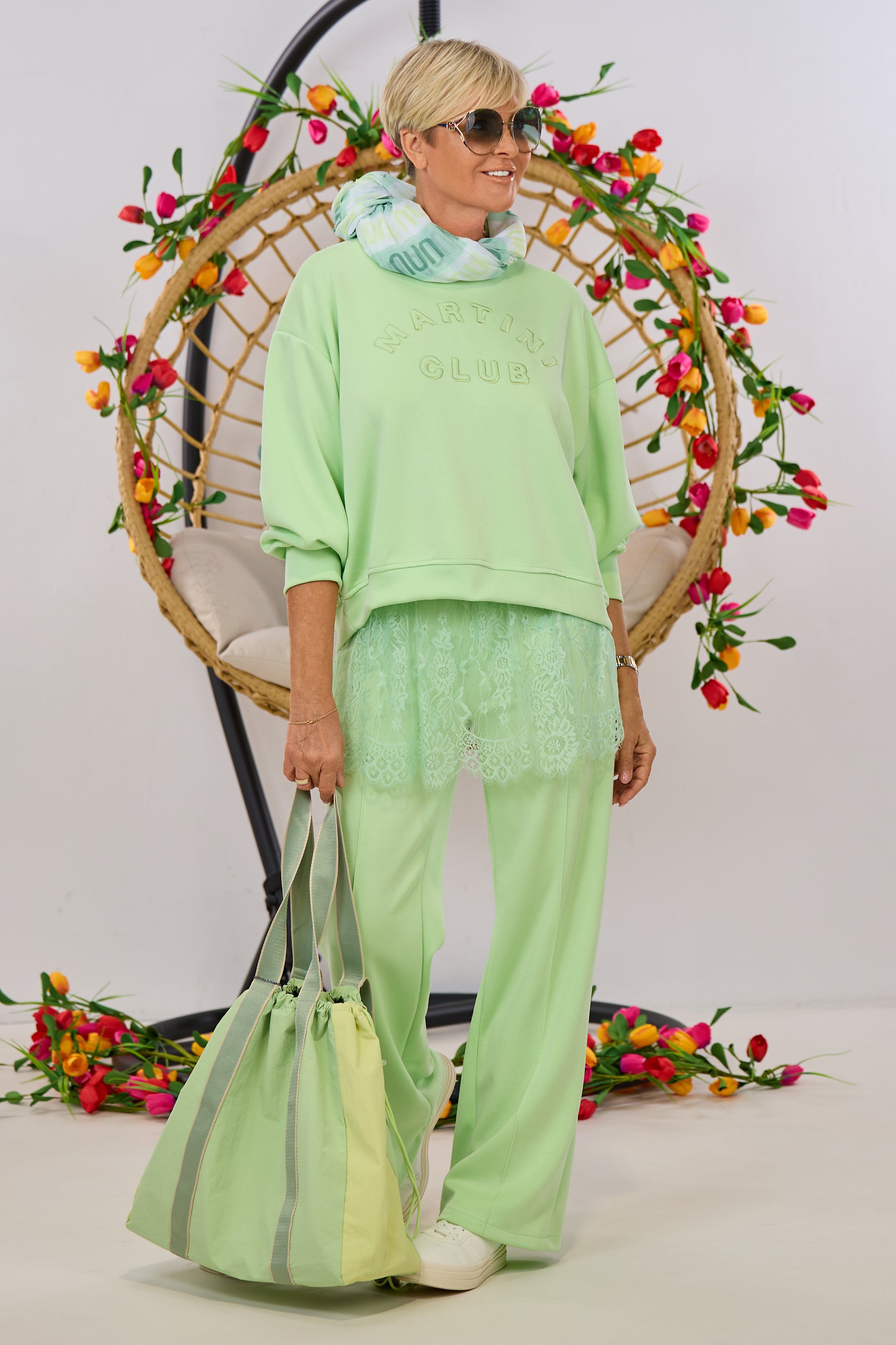 Cozy Sweaty MARTINI CLUB, apfelgrün