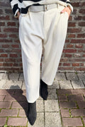 Weiche Hose mit Gürtel, creme