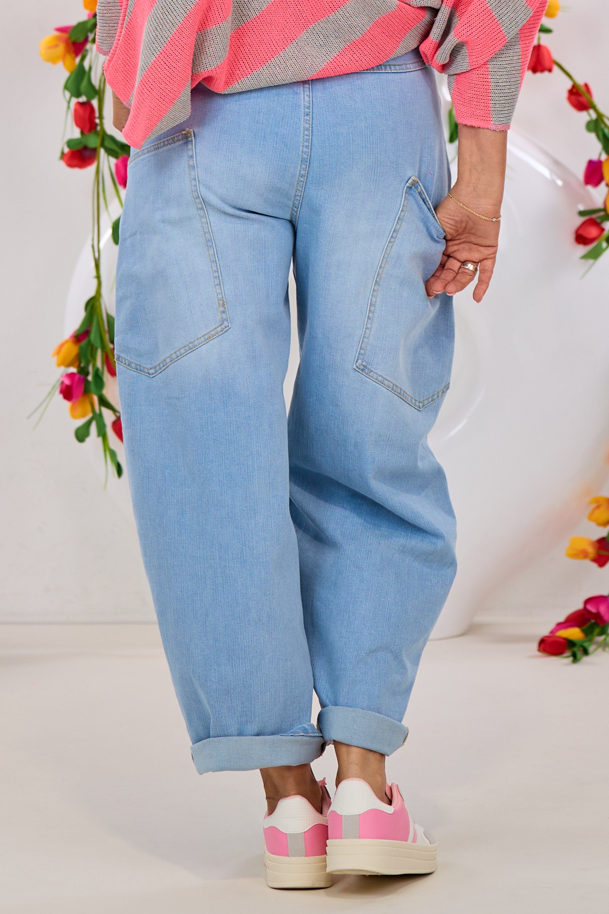 Mid Waist Balloon-Jeans mit Steppnaht, hell denim