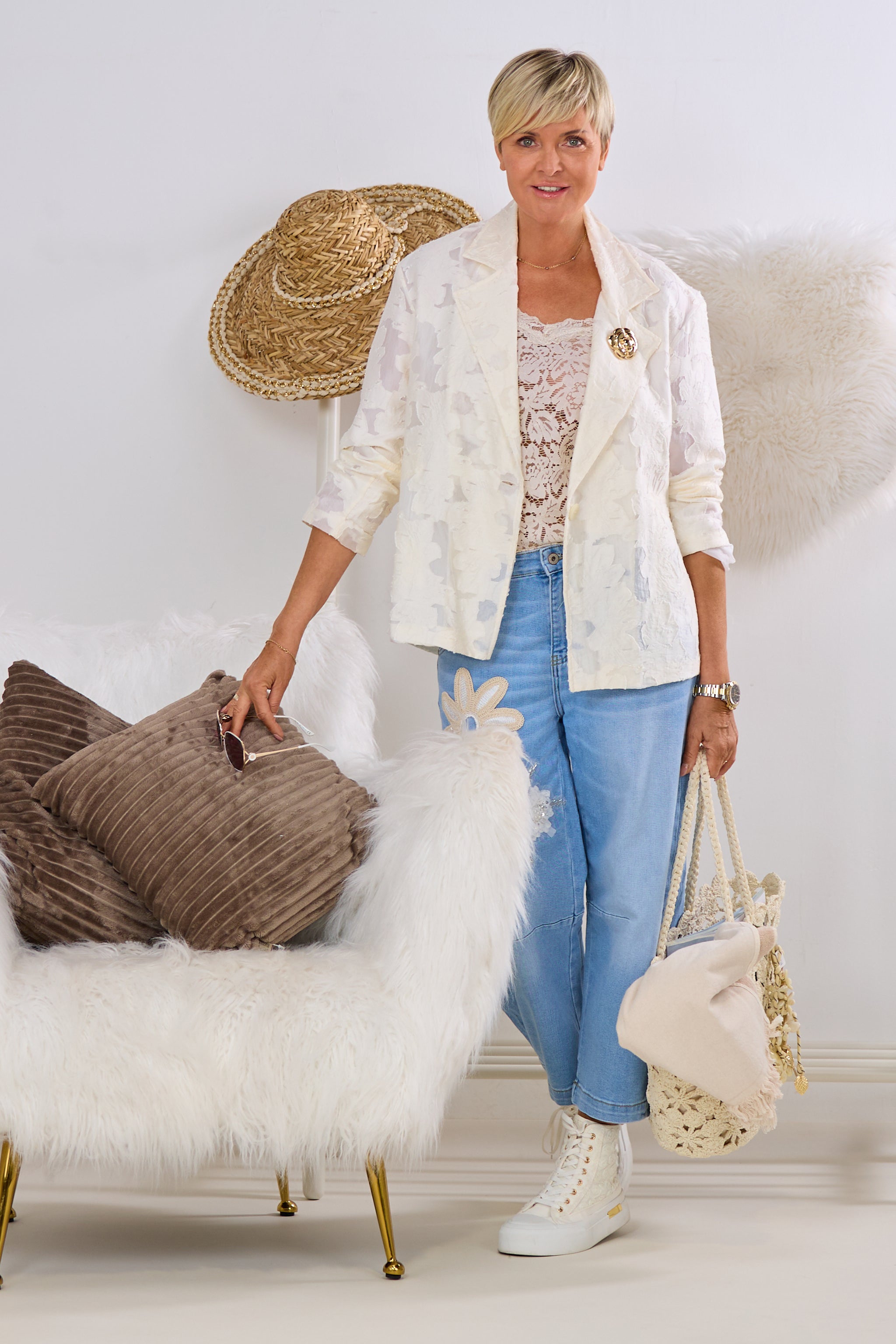 Blazer mit "Ausbrenner-Muster", creme