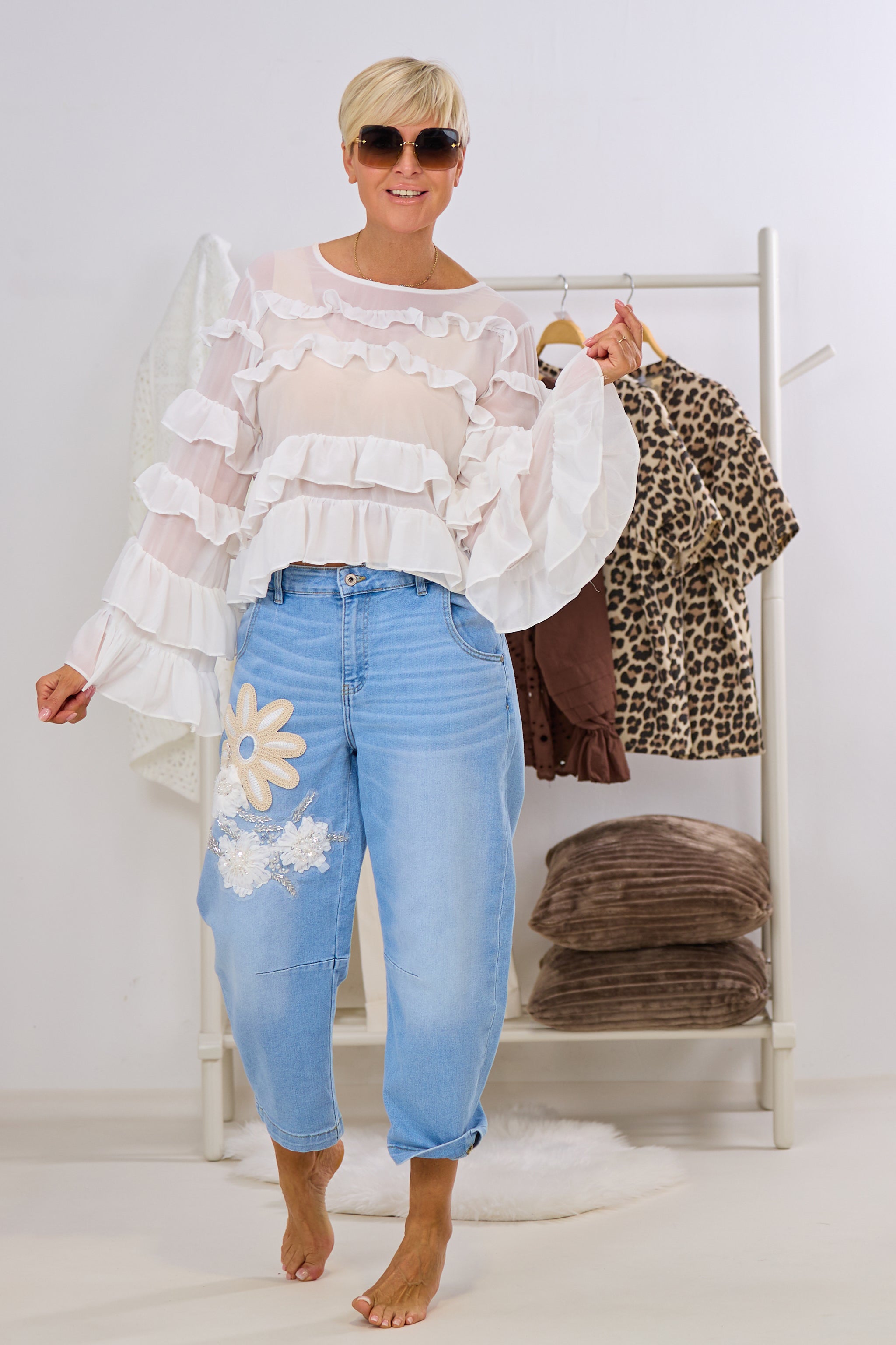 Bluse mit Rüschen und weiten Ärmeln, weiß