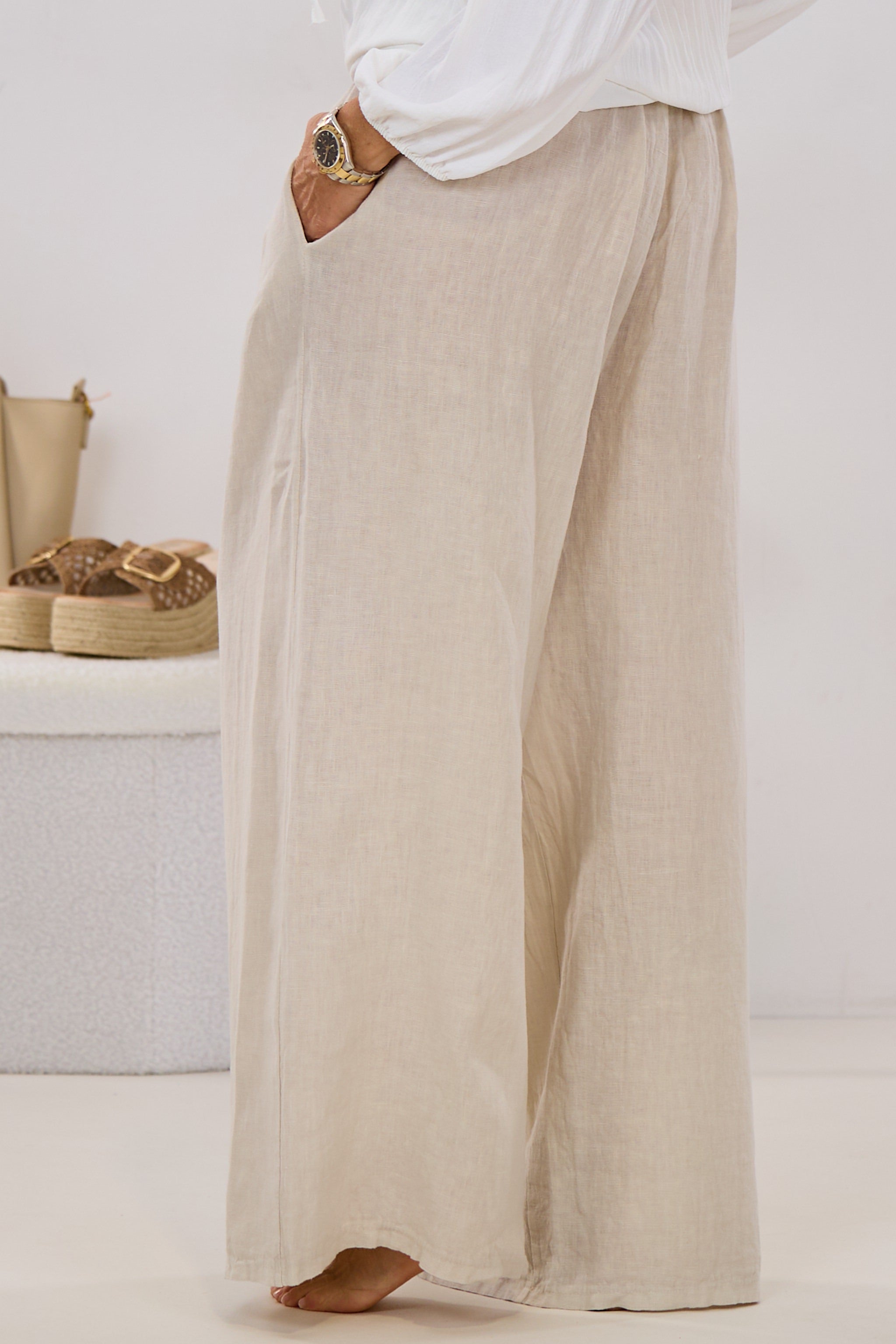 Leinenhose mit Gürtel, beige