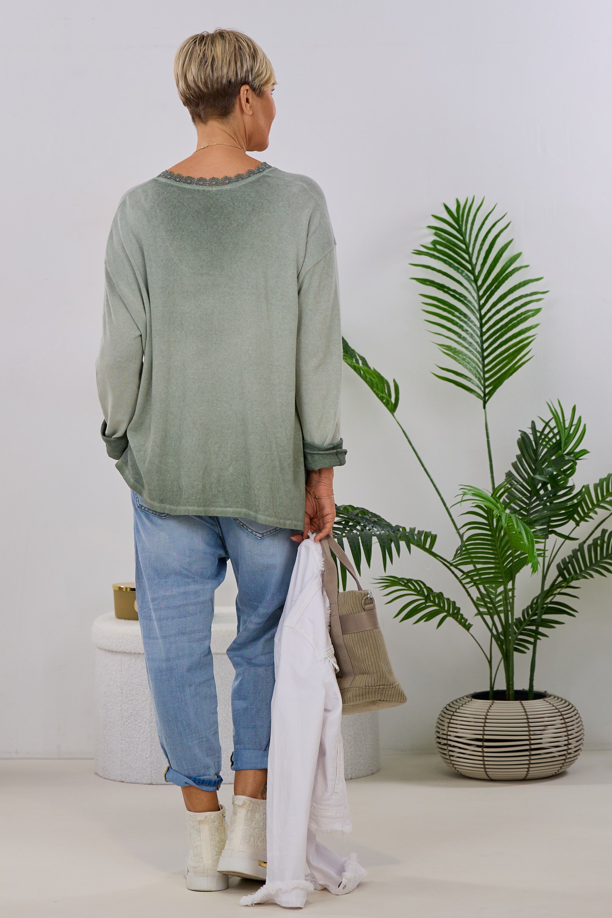 Asymmetrisches Langarmshirt mit Spitze, khaki