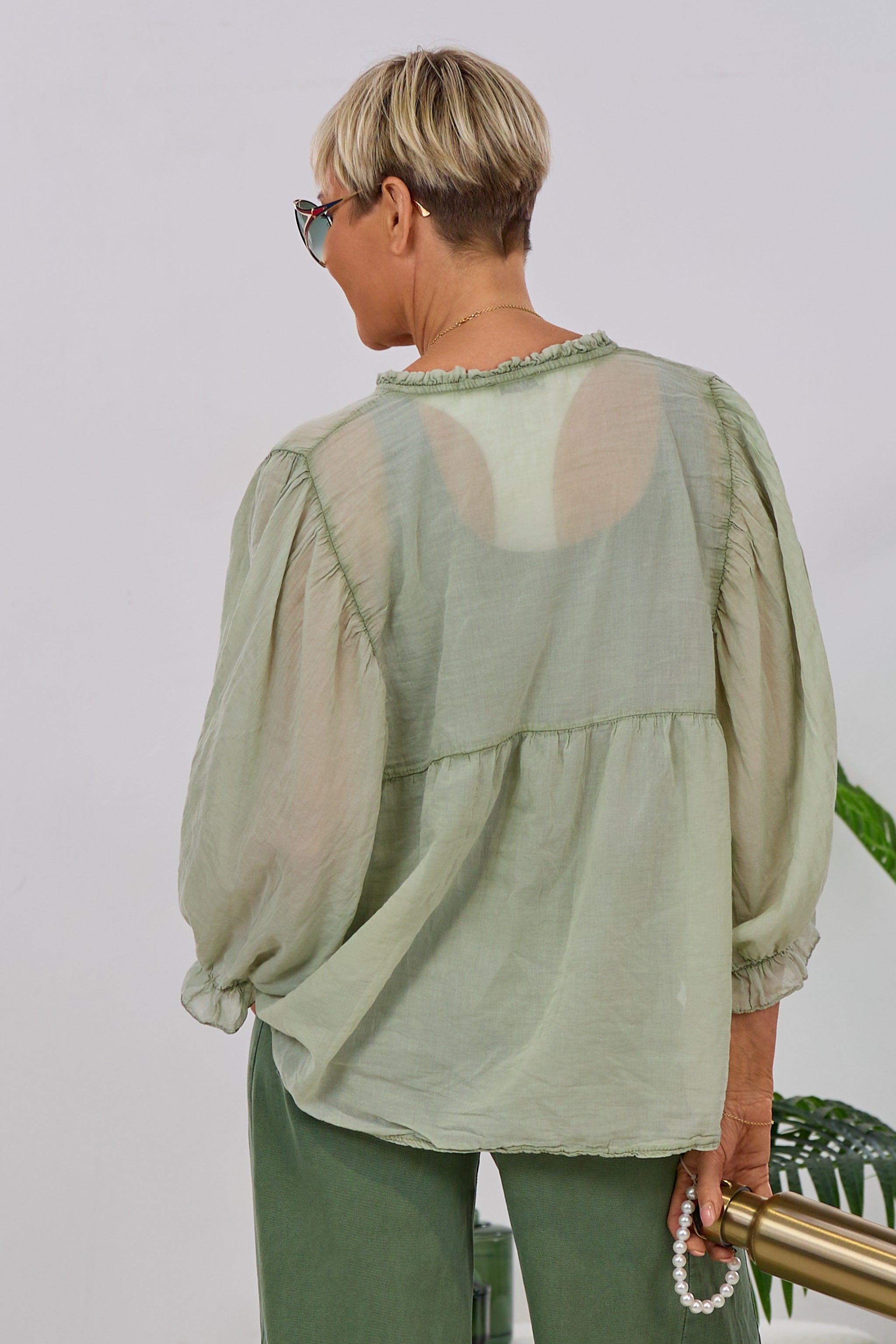 Transparente Bluse mit weiten Ärmeln, hell khaki