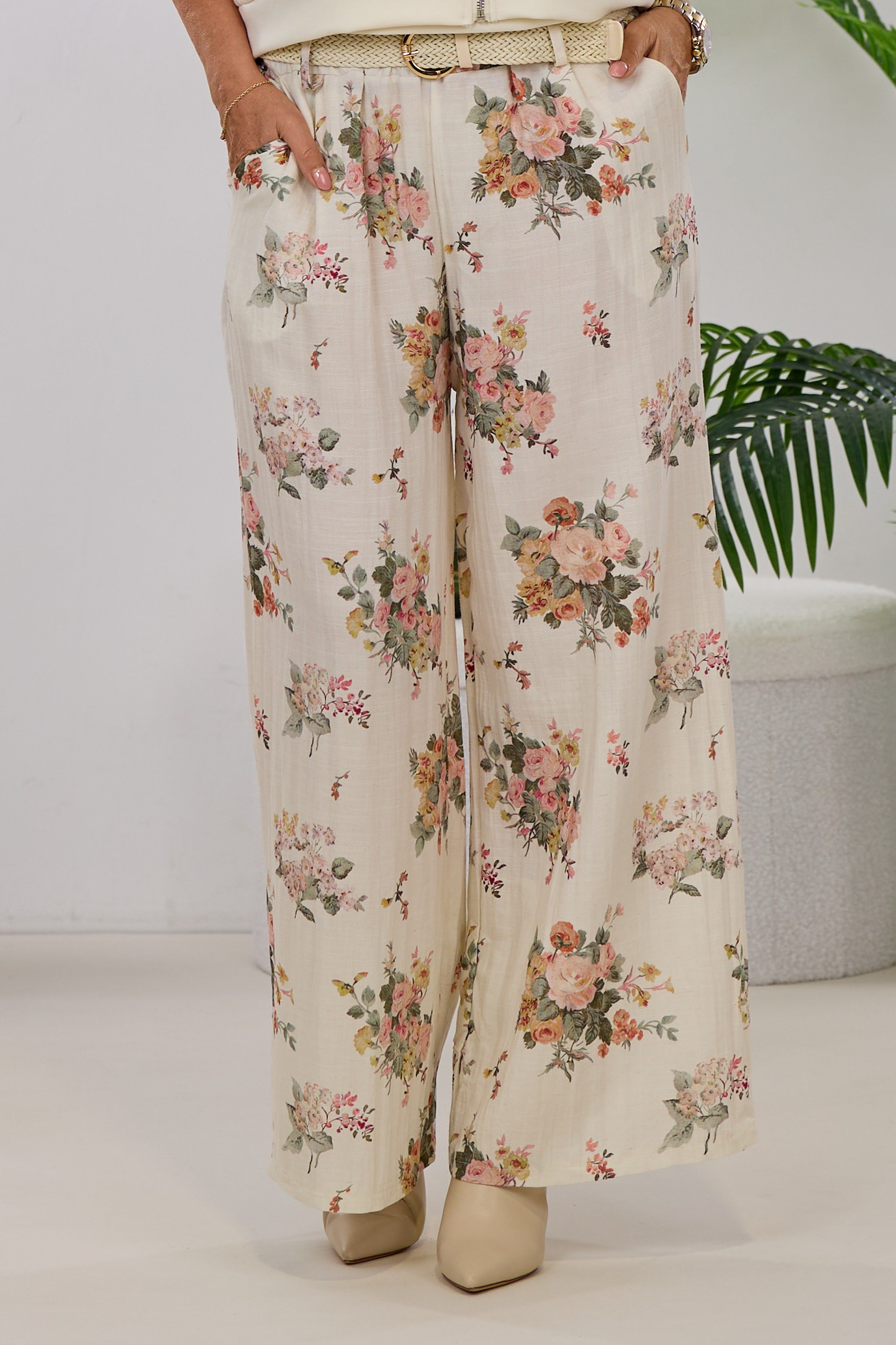 Geblümte Hose, creme-rosa-grün
