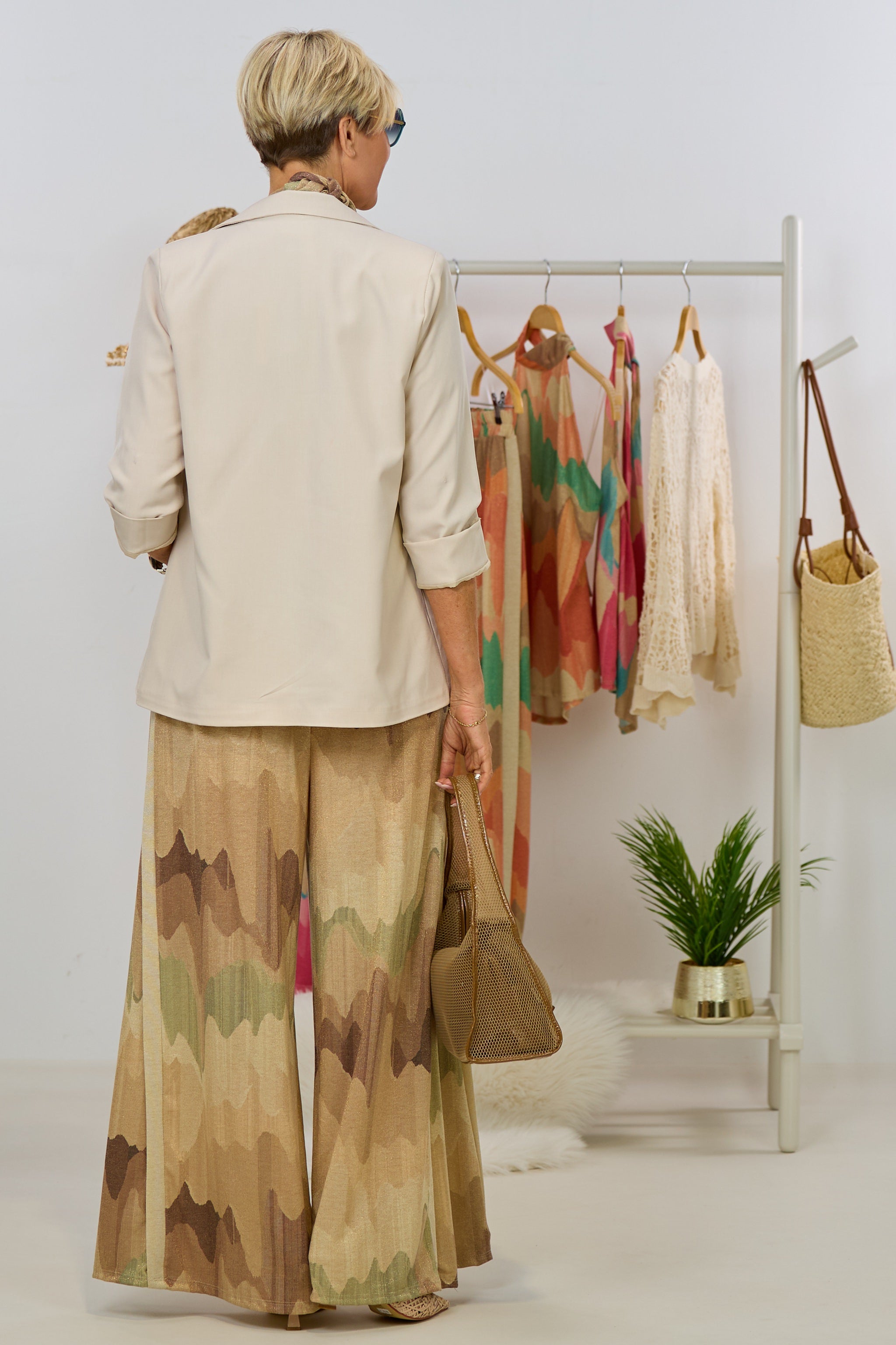 Neckholder Blusen-Top, beige-braun-gold