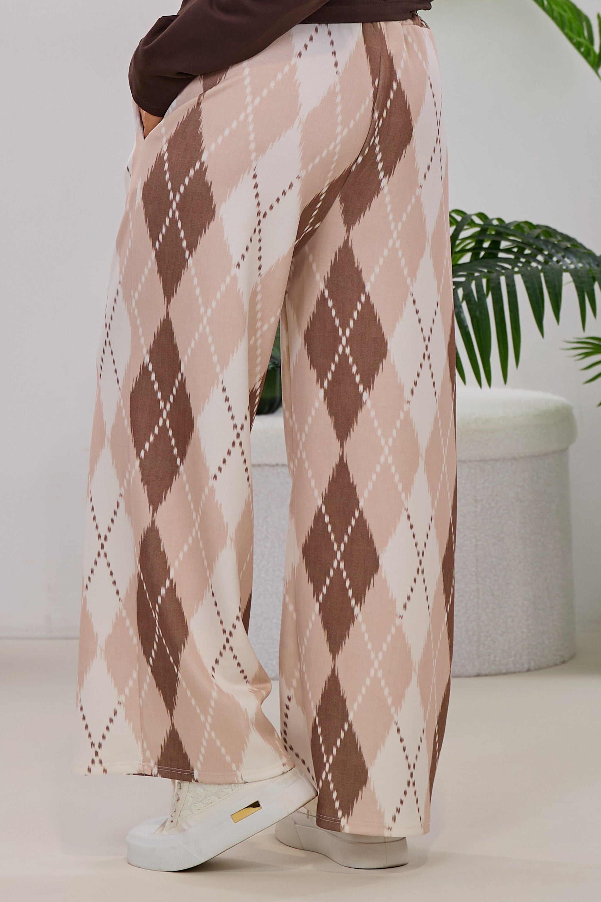 Weiche Hose mit Rautenmuster, beige-ecru-braun