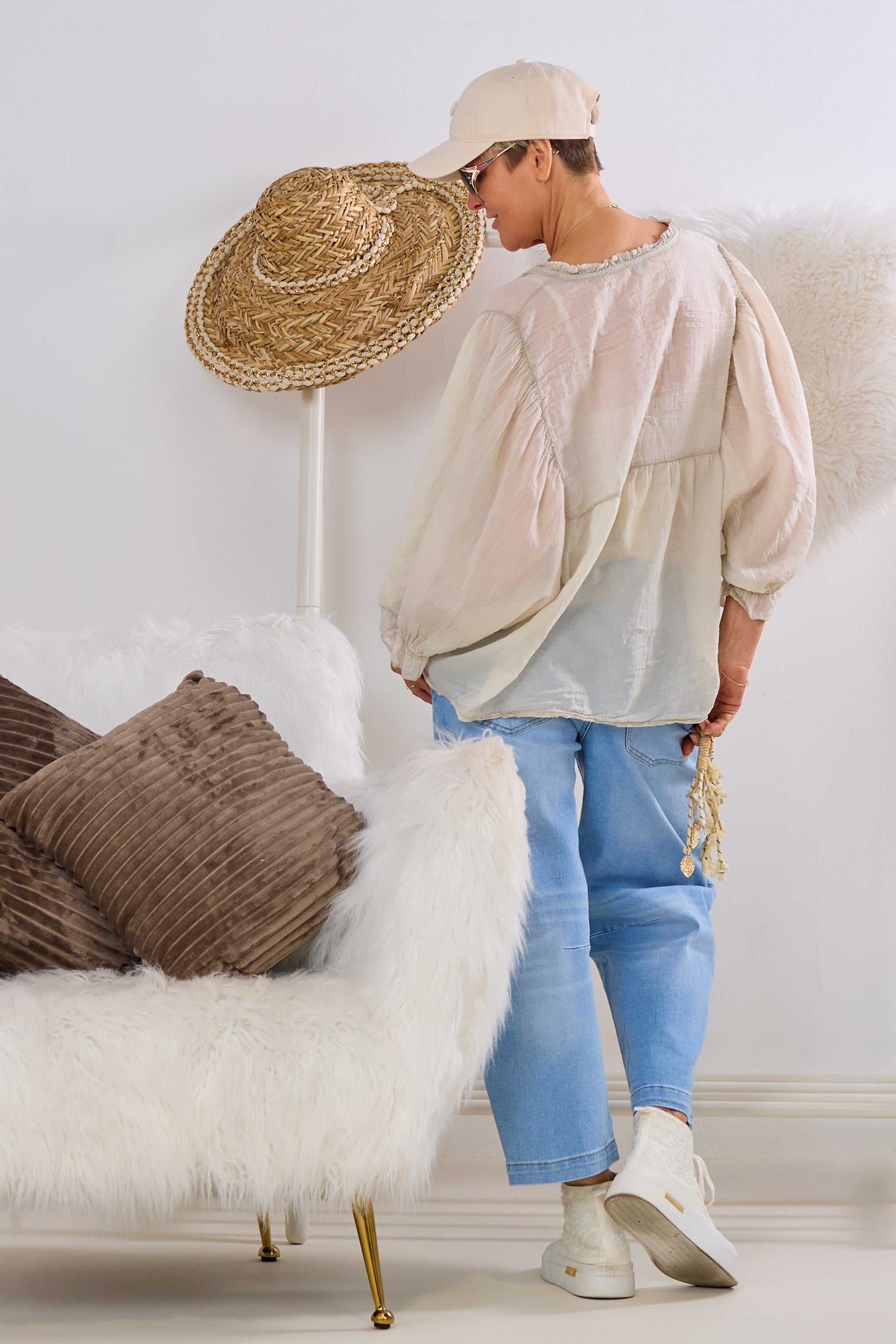 Transparente Bluse mit weiten Ärmeln, beige