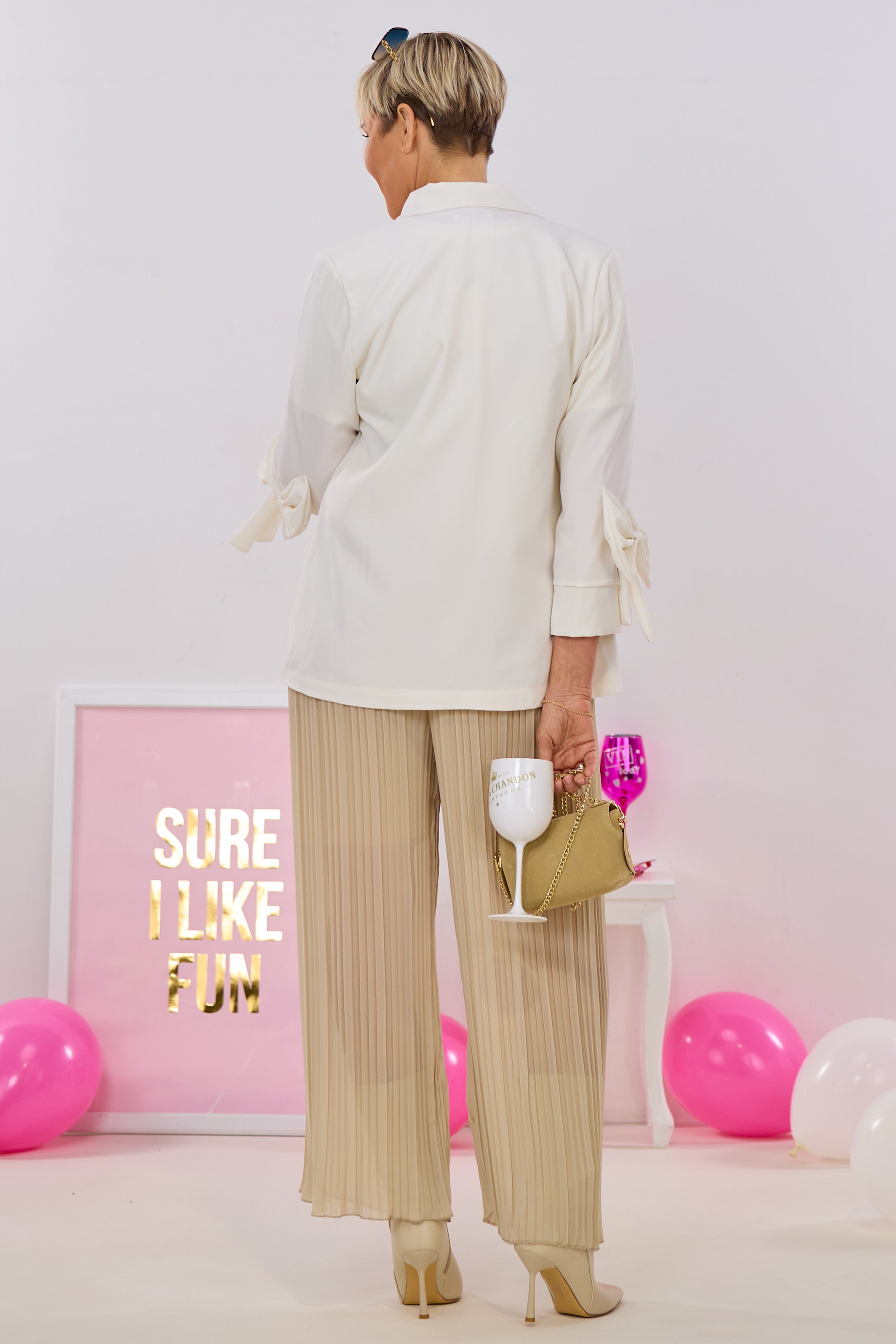 Plissée Hose mit elastischem Bund, beige