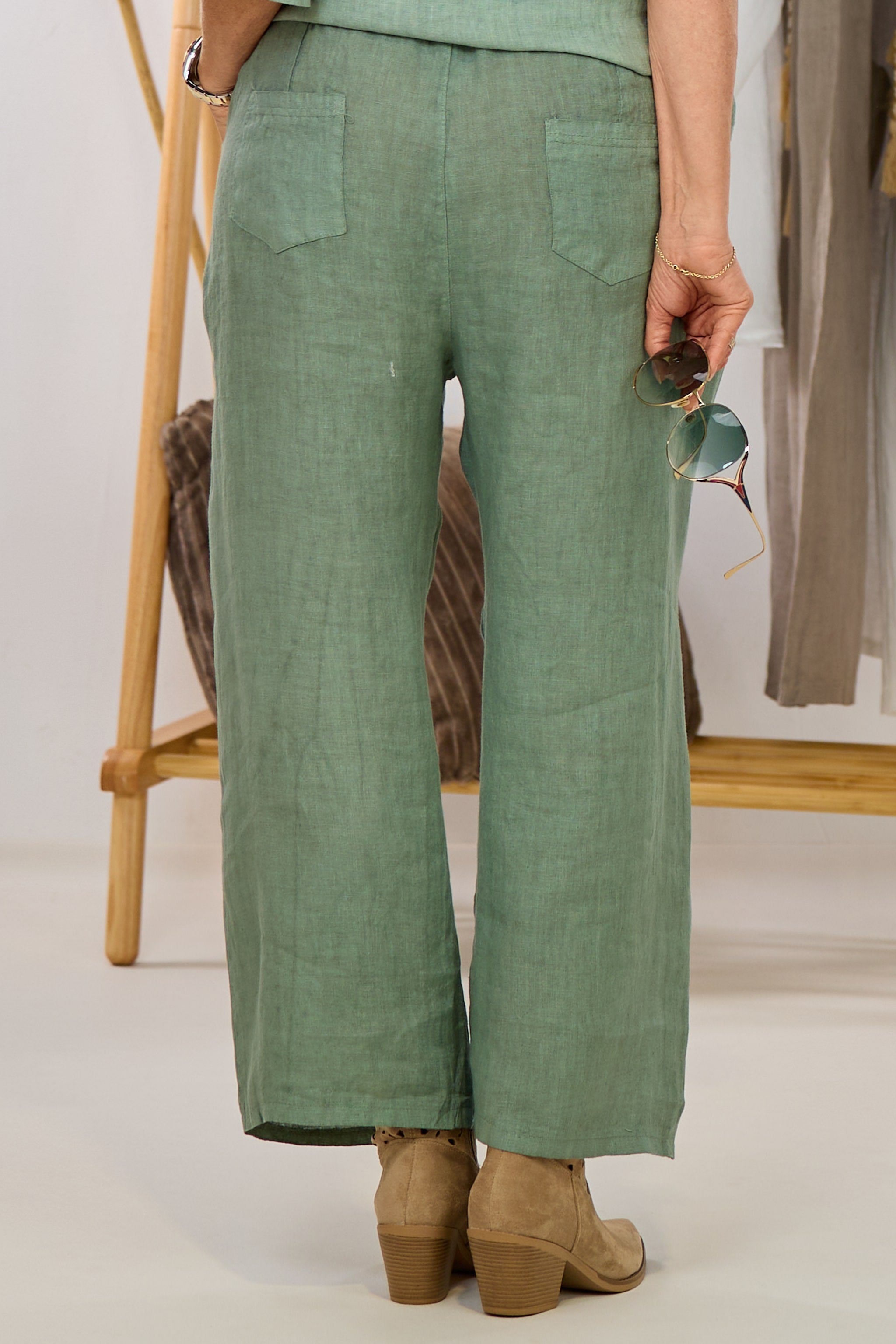 Leinenhose mit geflochtenem Gürtel, khaki