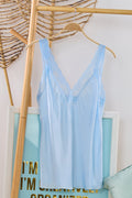 Curvy Spitzentop, hellblau
