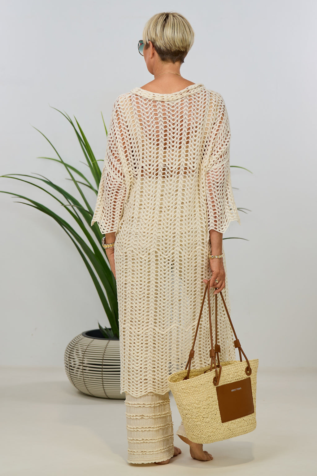 Langes Kleid in Häkeloptik, beige