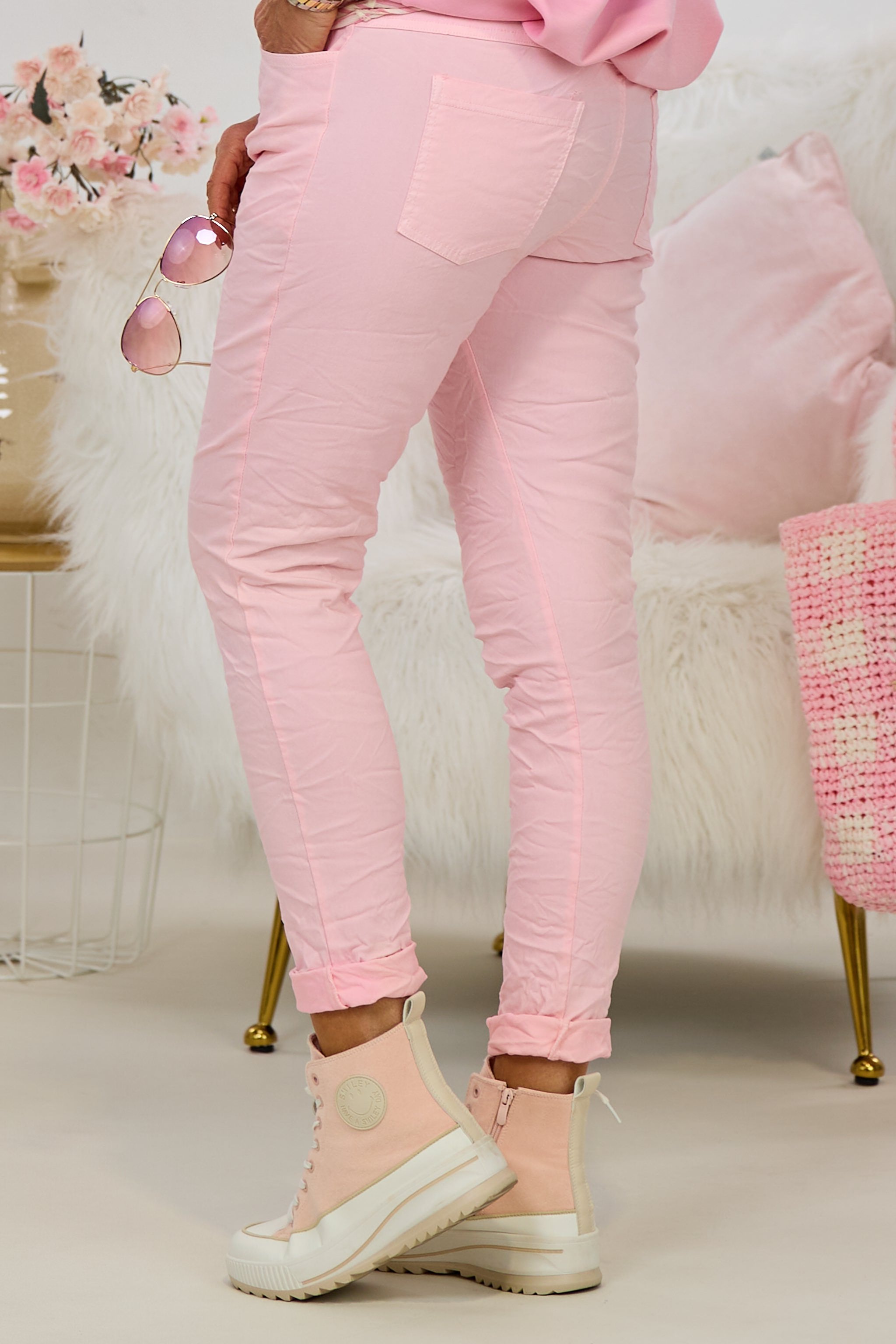 Hose mit elastischem Bund im Knitterlook, rosa